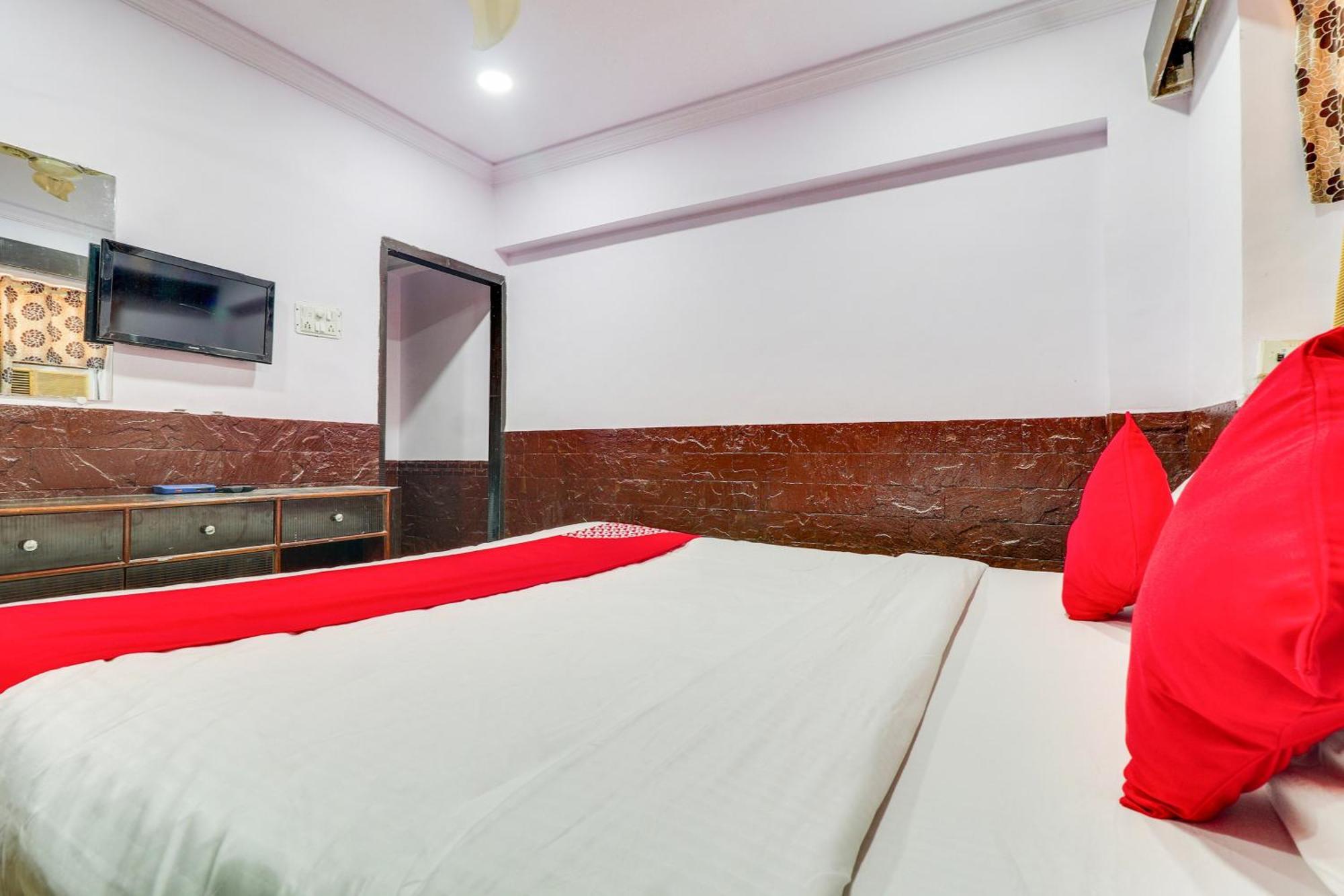 Hotel Collection O Sher E Punjab Andheri 3*