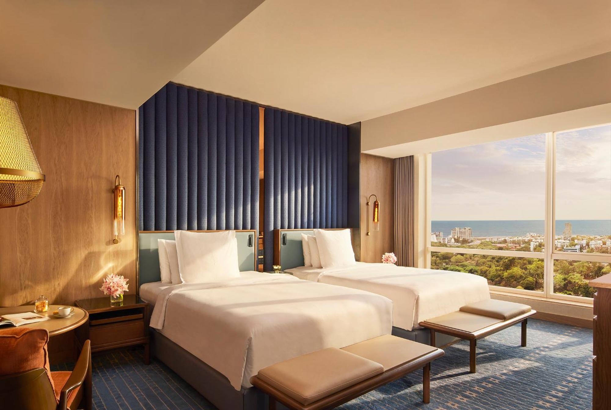 Four Seasons Hotel 5*