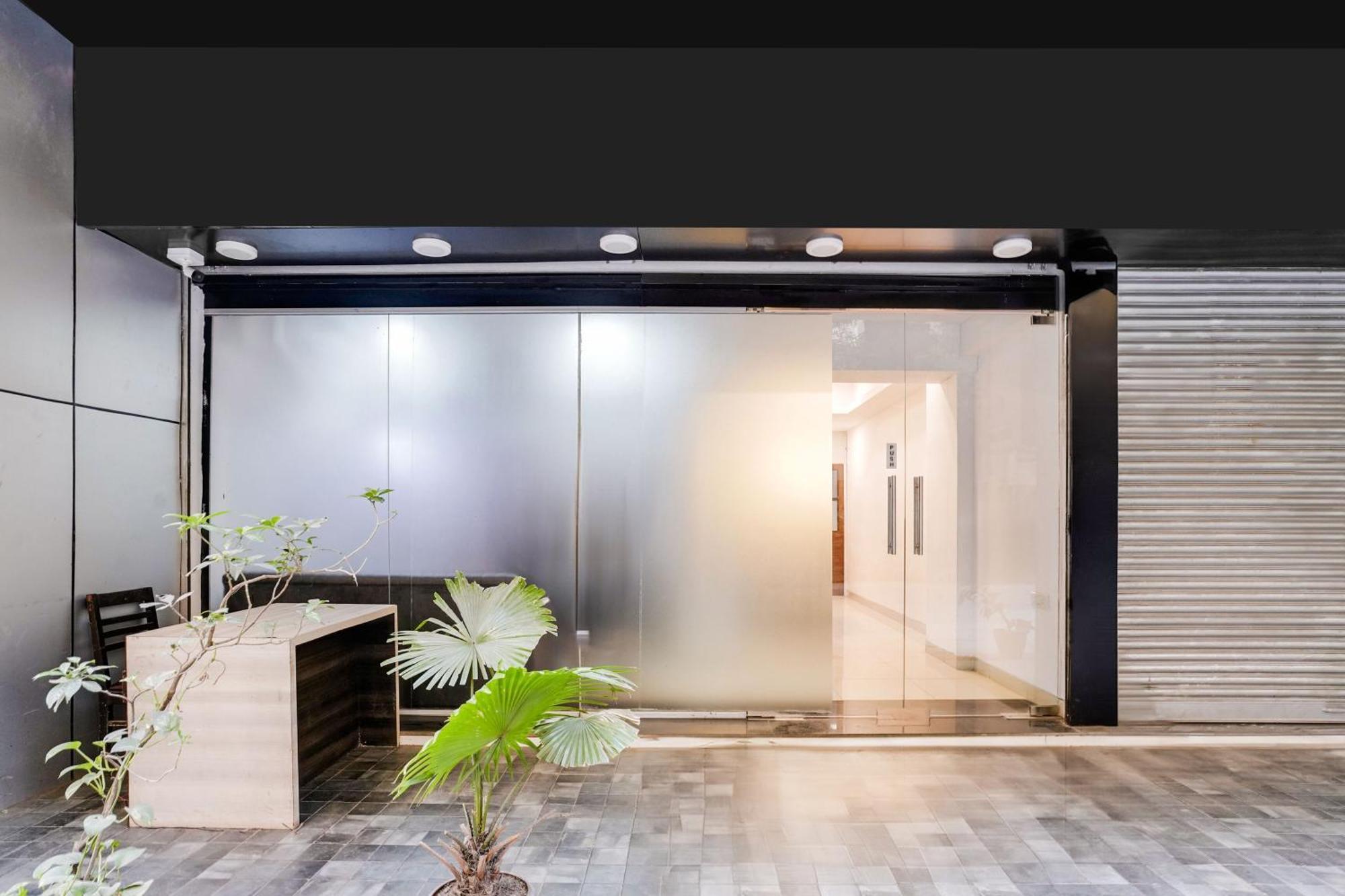 Super Townhouse Marol Near Airport Mumbai