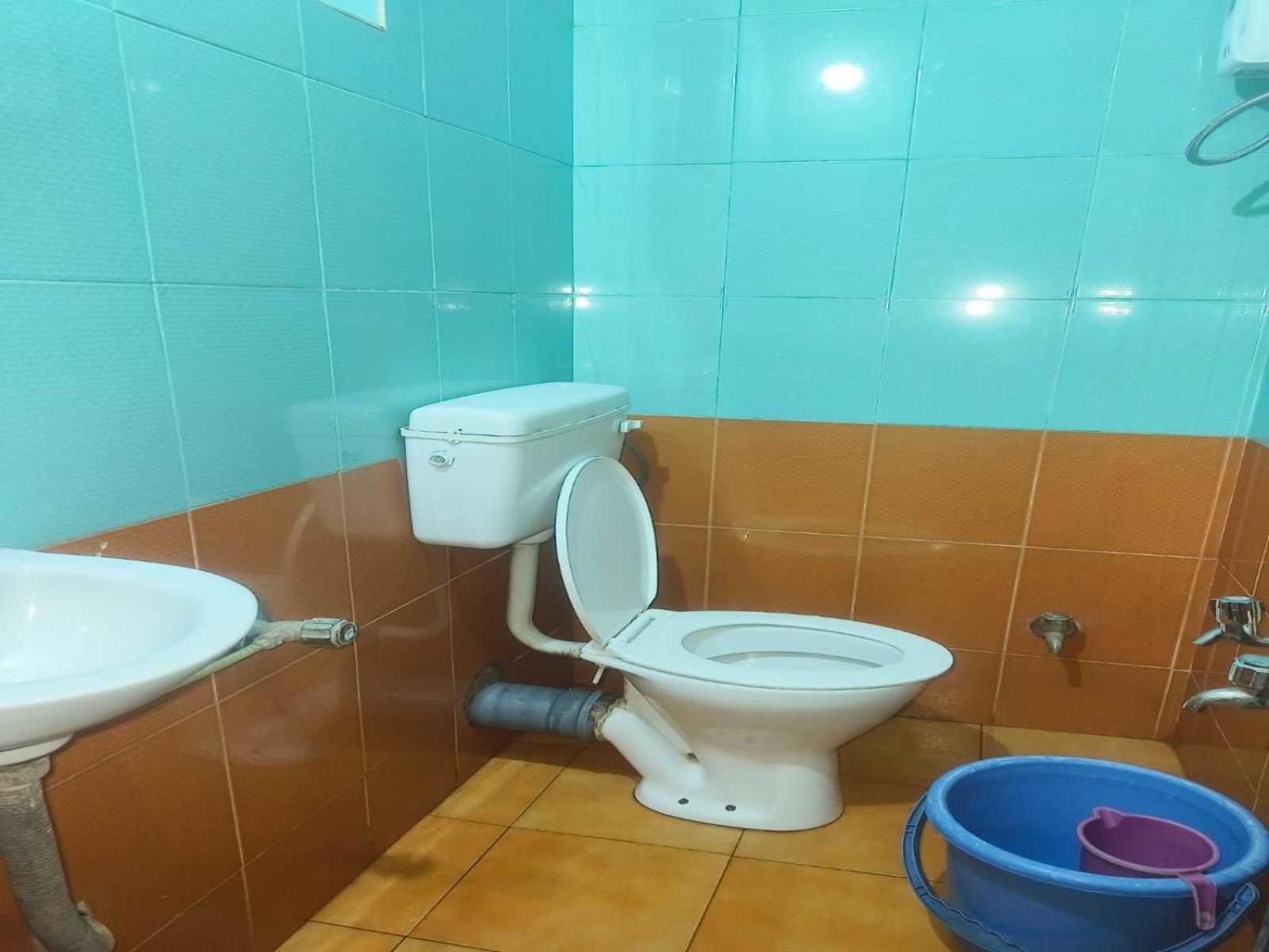 Hotel O Sai Palace