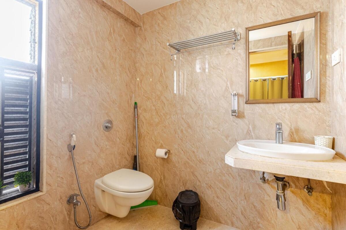 Apartment The Ruby Abode ! Premium 1 Bhk Santacruz *