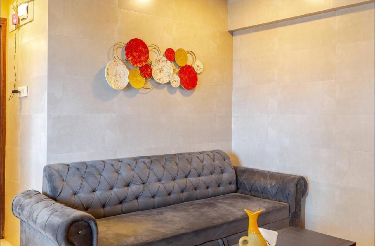 The Ruby Abode ! Premium 1 Bhk Santacruz *