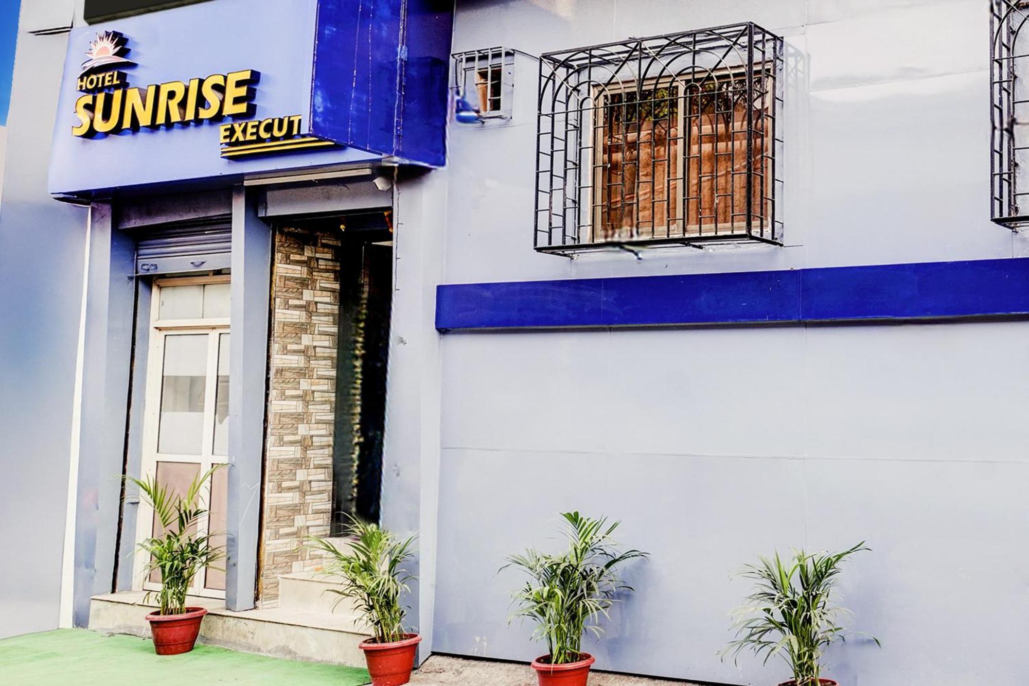 Super O Sunrise Executive Hotel
