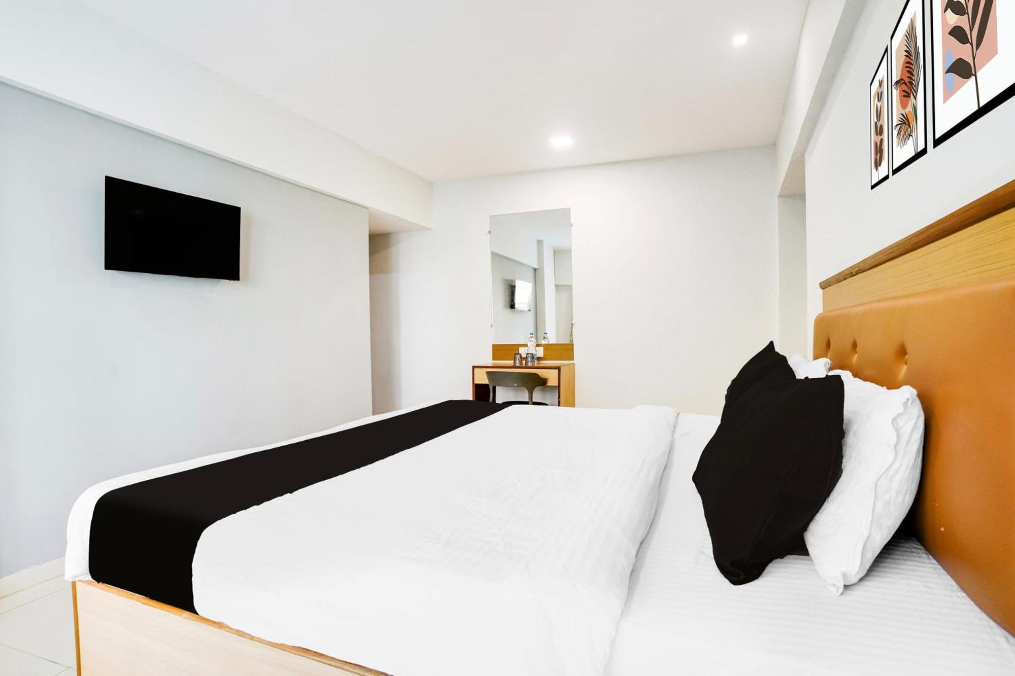 Super Townhouse Marol Near Airport Mumbai