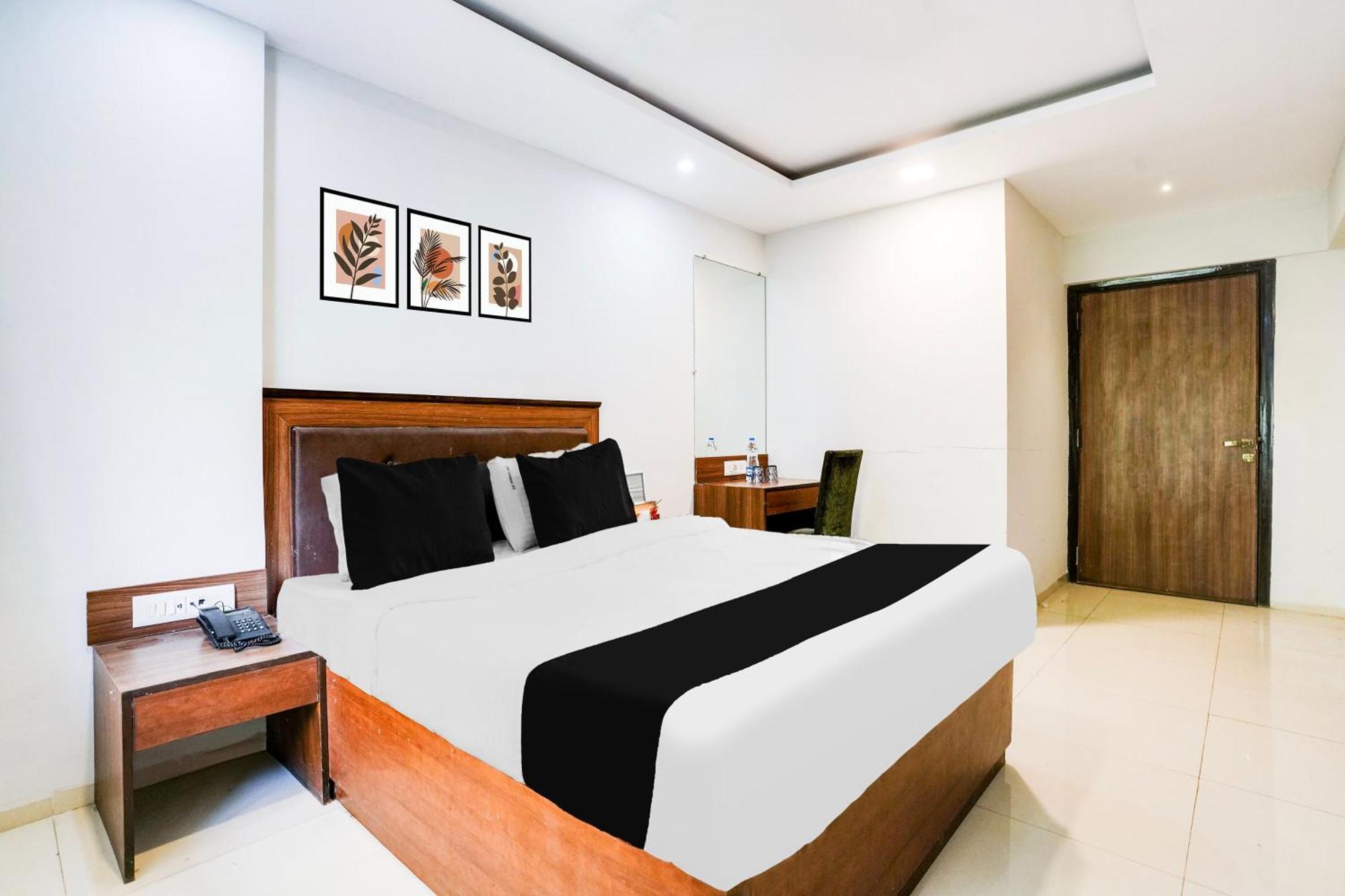 Hotel Super Townhouse Marol Near Airport 4*