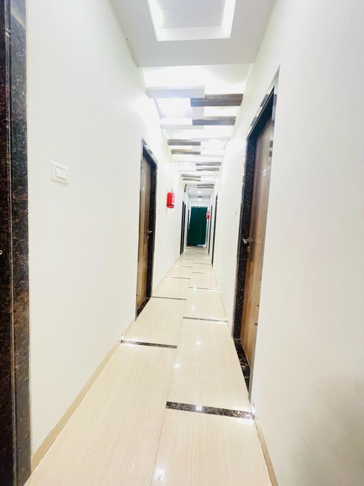 Fabhotel Amfahh