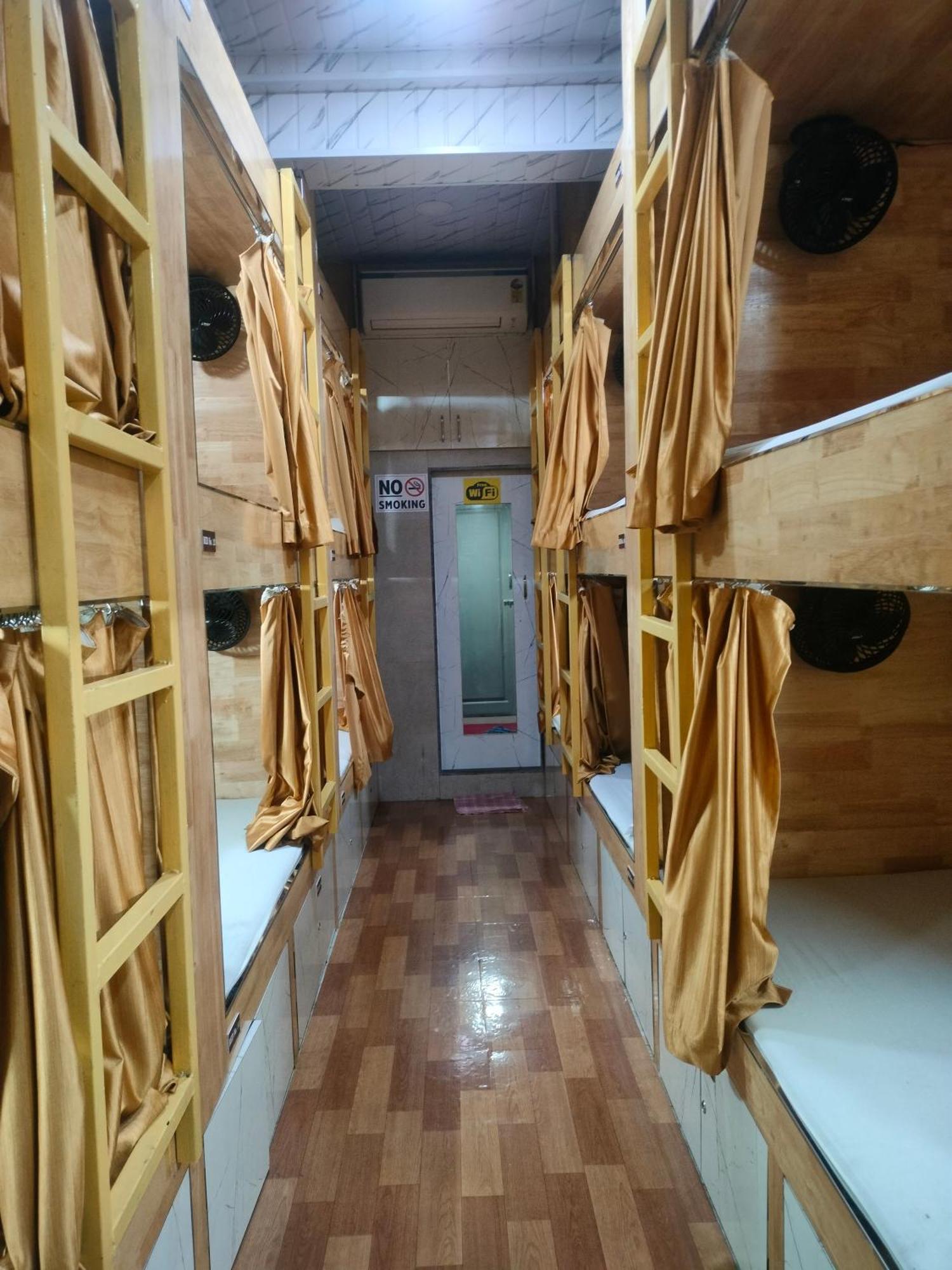Albergue Breeze Bed Space