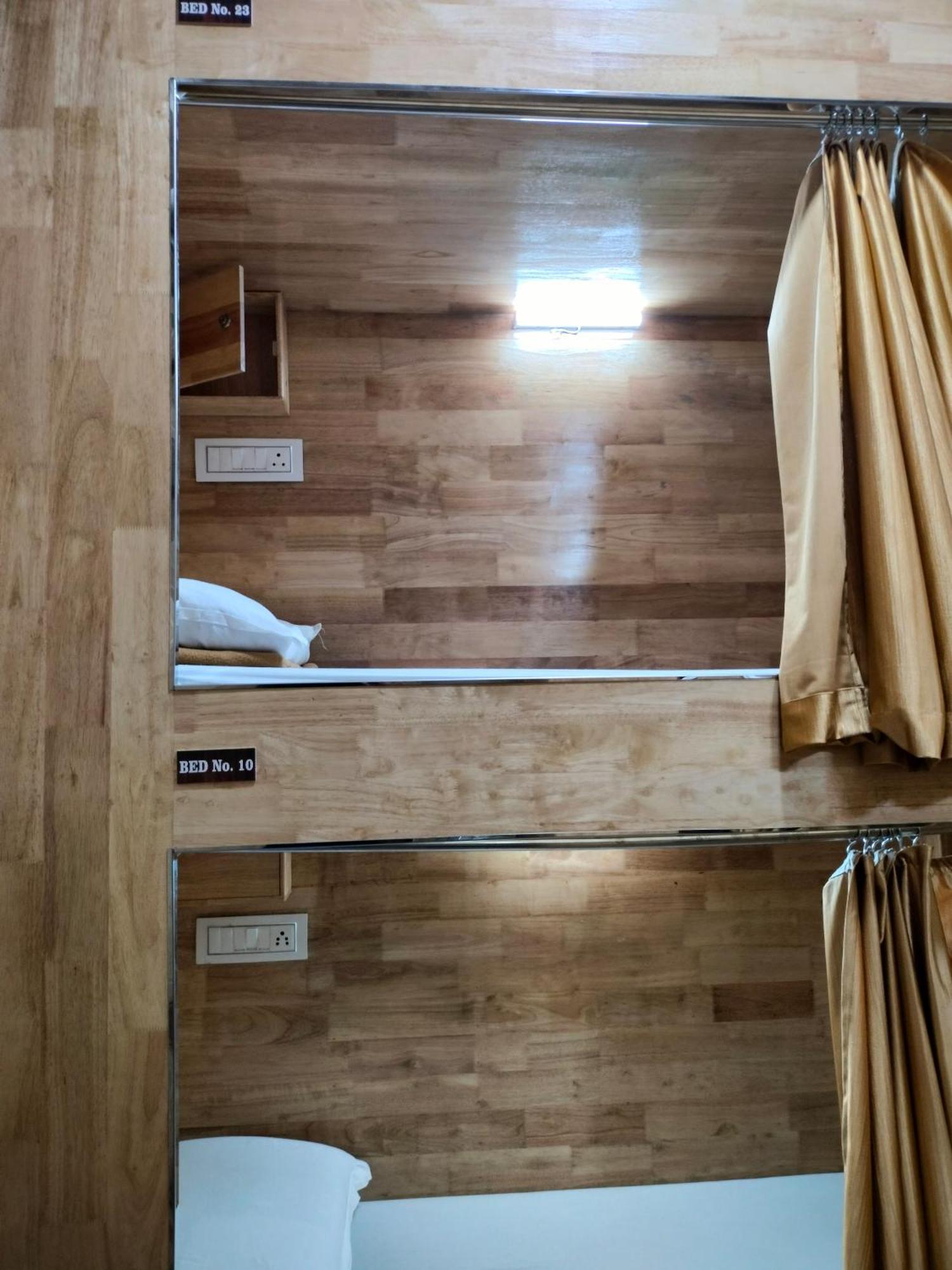 Breeze Bed Space Albergue Mumbai