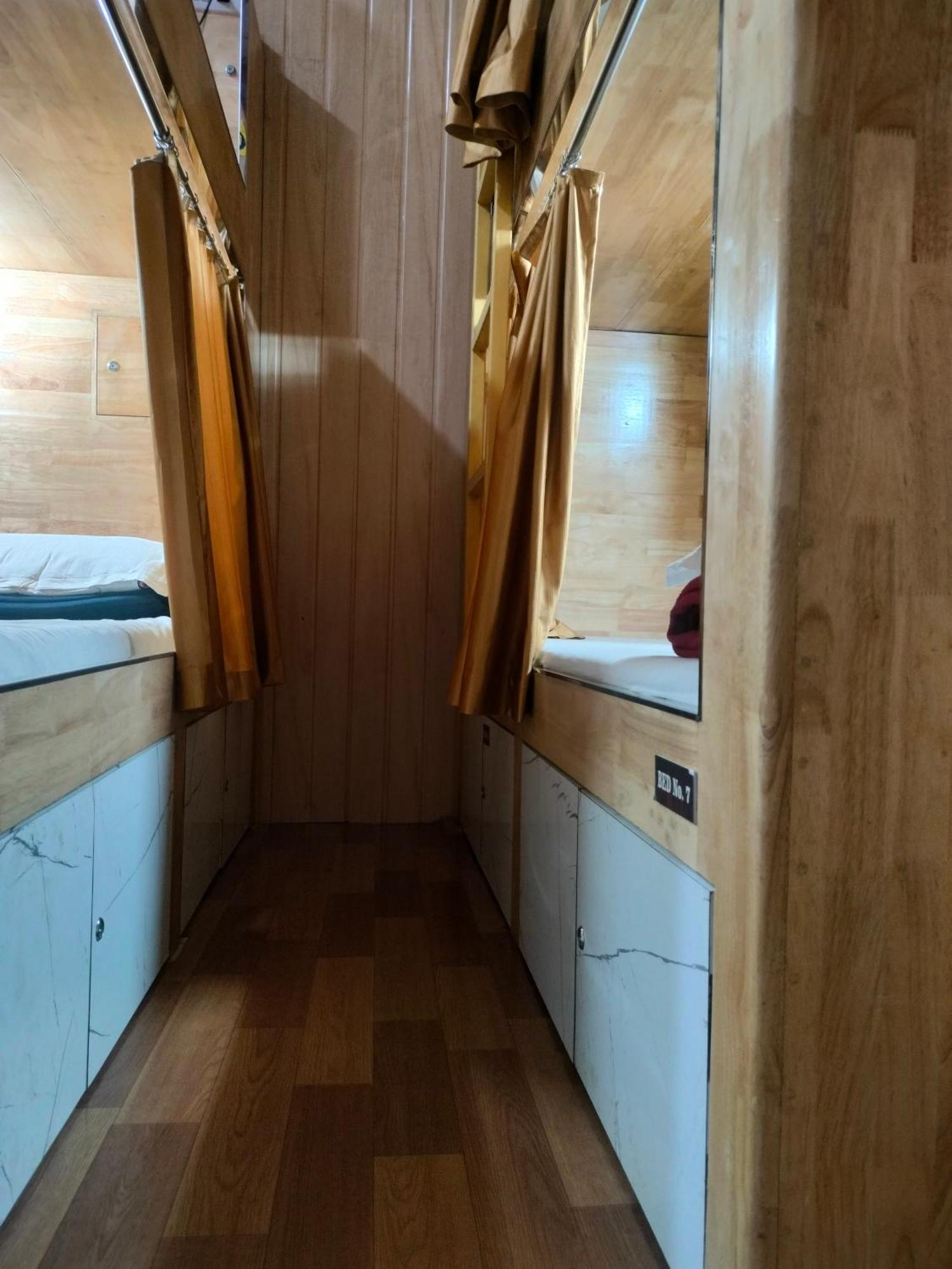 Breeze Bed Space Albergue *