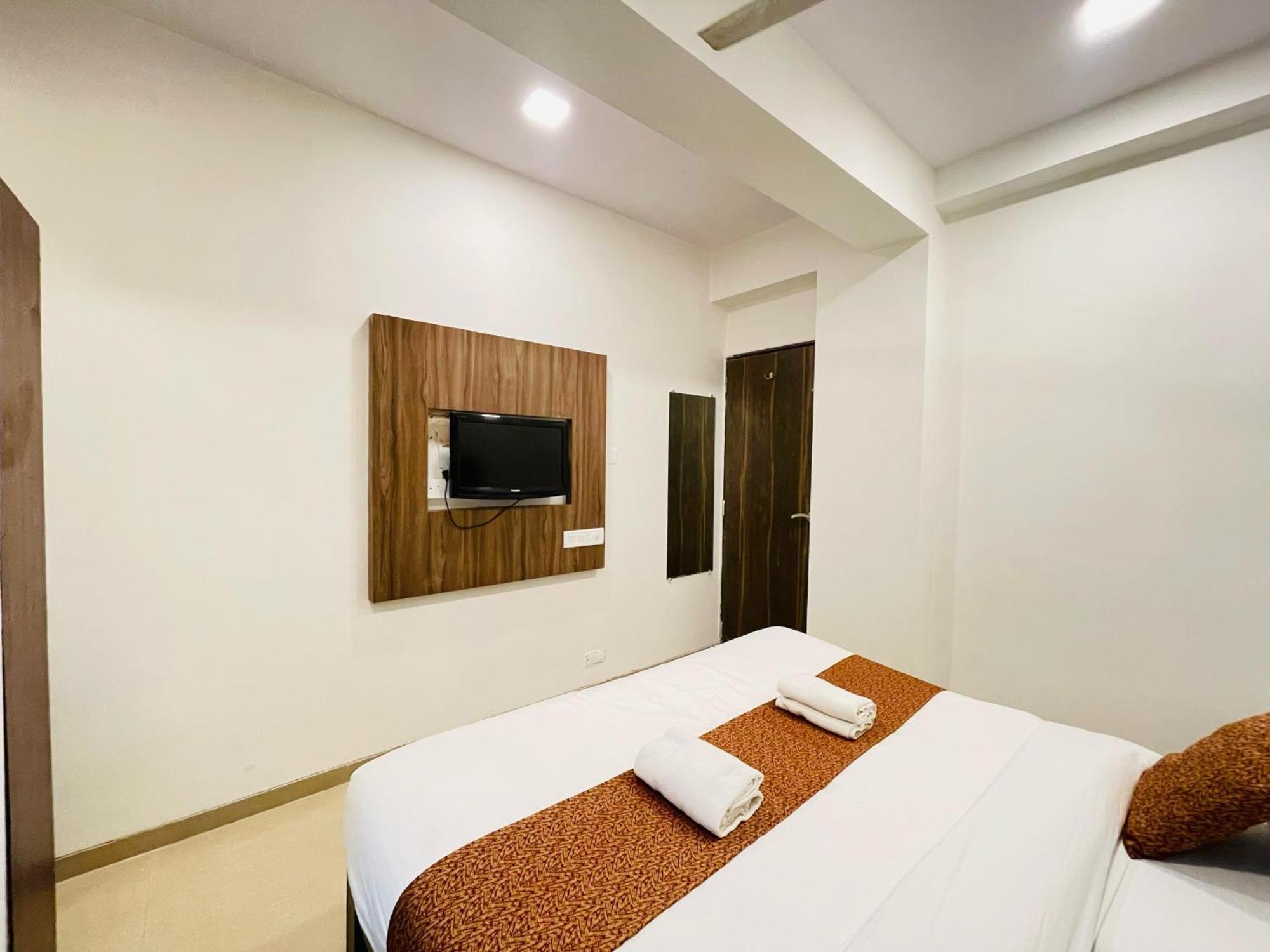 Fabhotel Amfahh Hotel