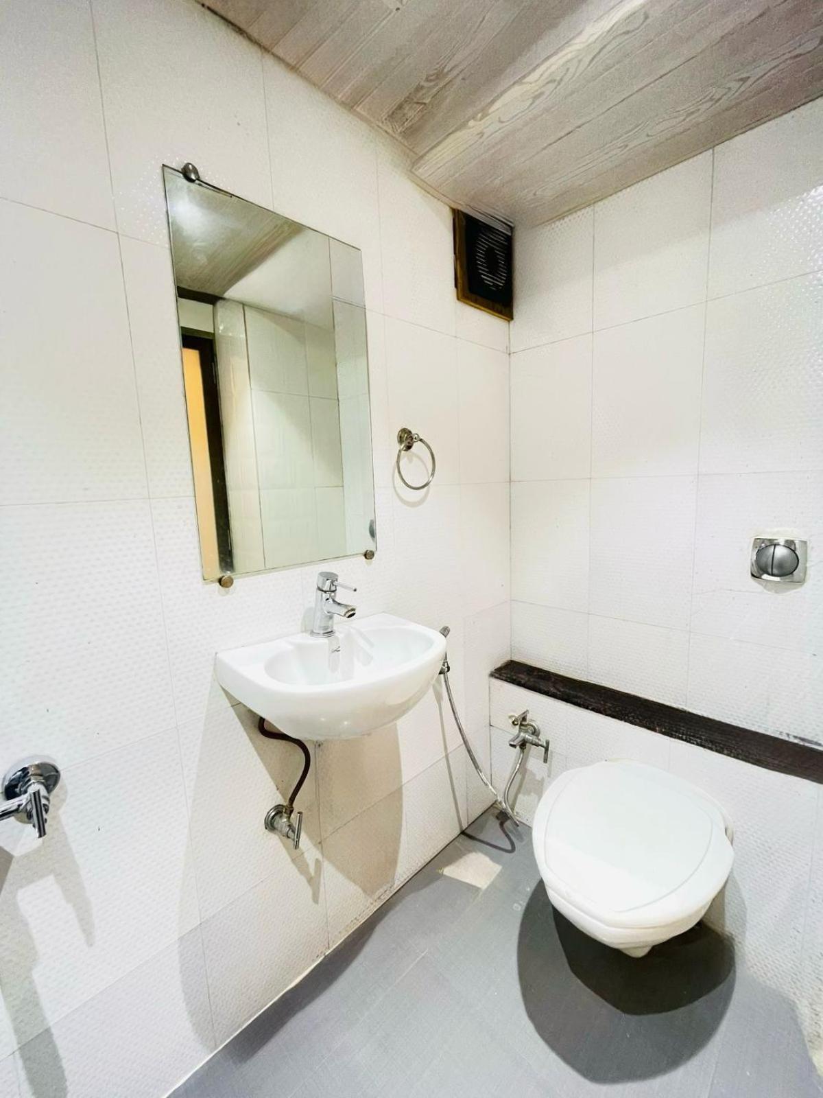 Fabhotel Amfahh Mumbai