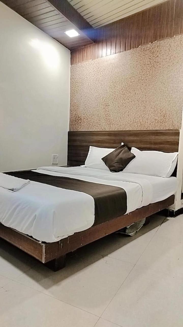 Hotel Bkc Residency Near T2 Airport , Us Consulate General, & Jio World Convention Centre Mumbai
