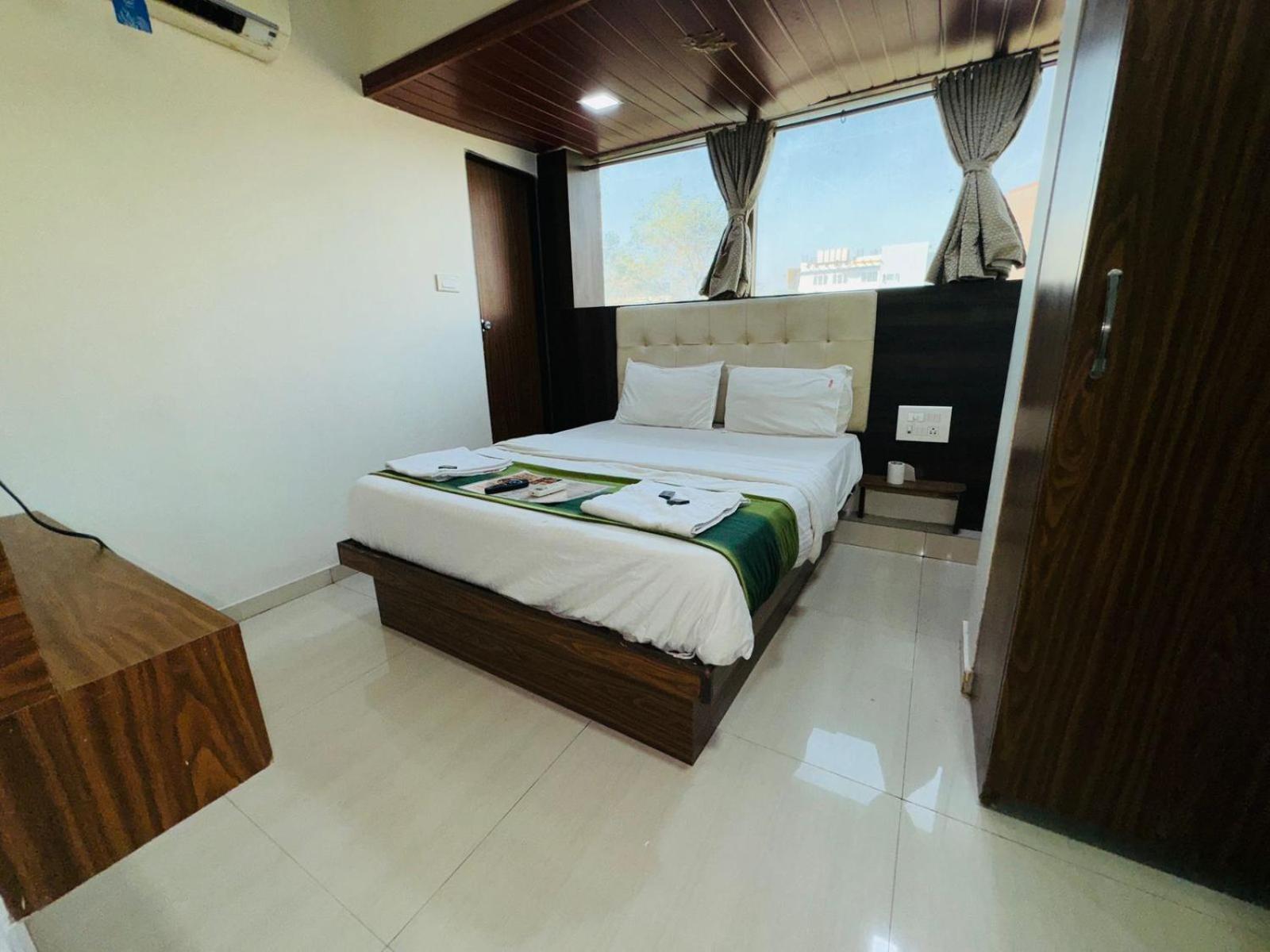 Artusinn Midc Andheri East Hotel 3*