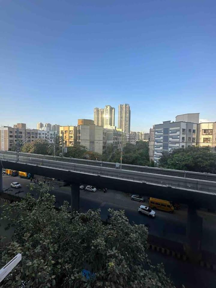 Ivy Splendour Private A, Oshiwara * Mumbai