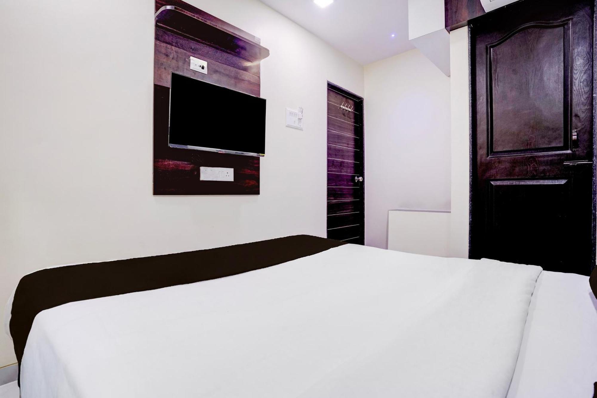 Hotel O Class Mumbai