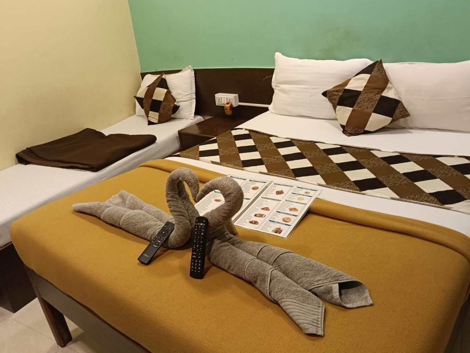 Hotel Metro Plaza Near Barc Mumbai