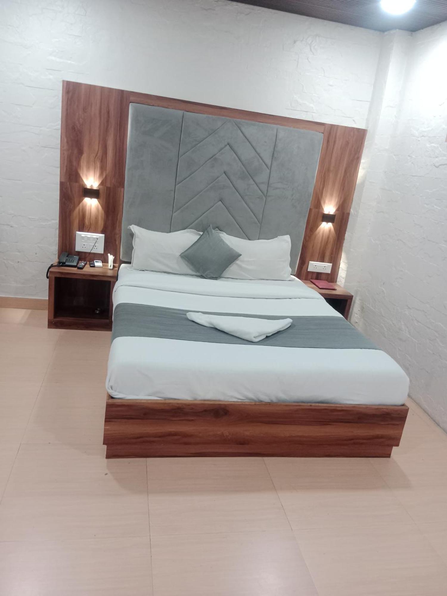 Dc Comfort-andheri West *