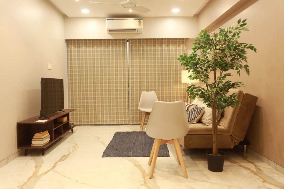 Apartment Downtown 2and Half Bhk Appt, Mahalaxmi, 1201 Mumbai