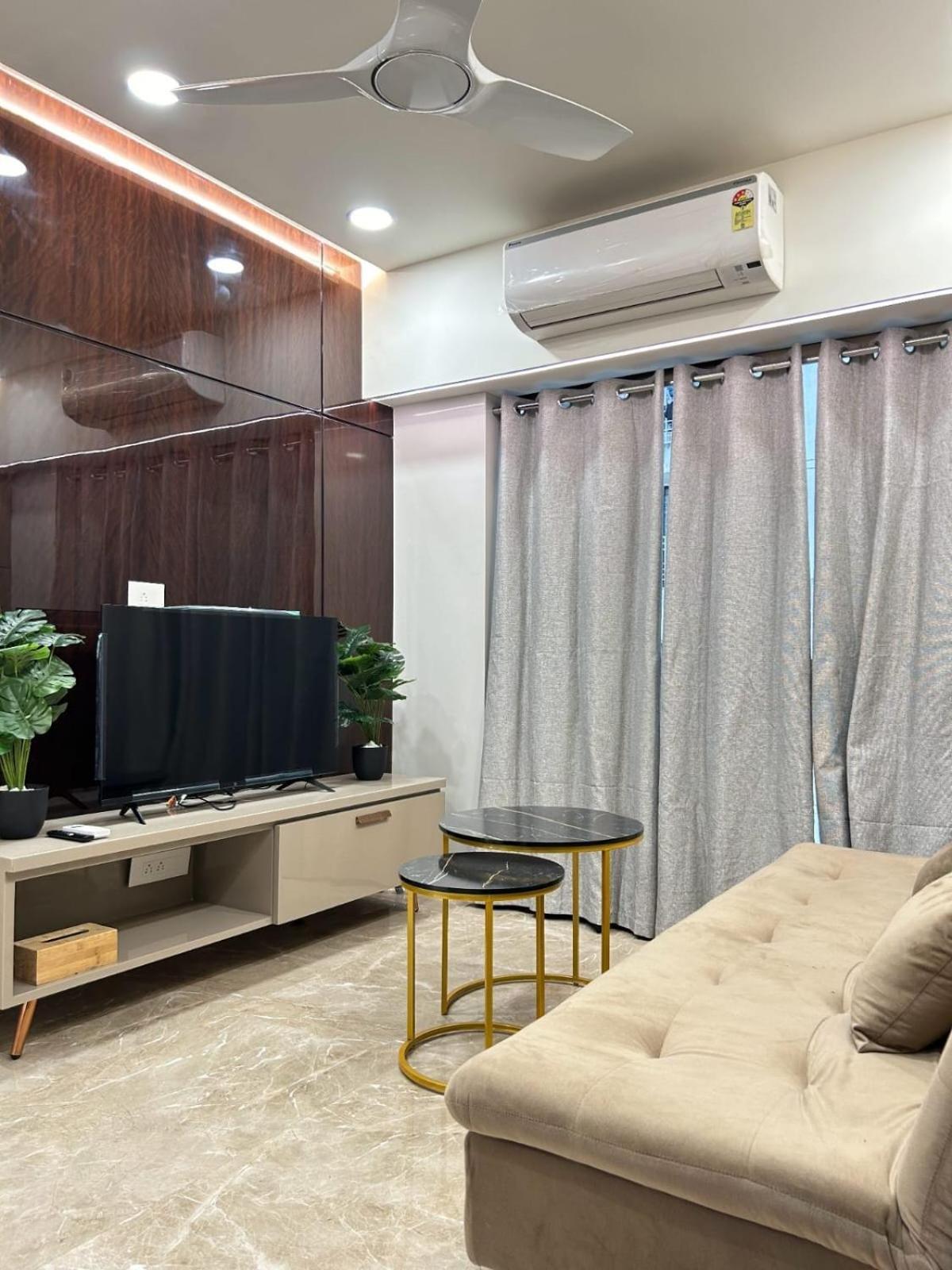 Downtown 1bhk Luxury In Mahalaxmi 602 * Mumbai