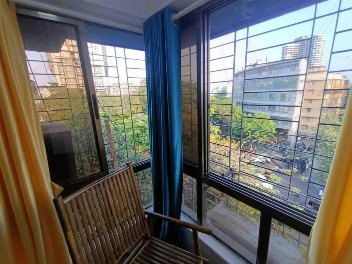 Apartment Bandra View 2bhk At Hill Road