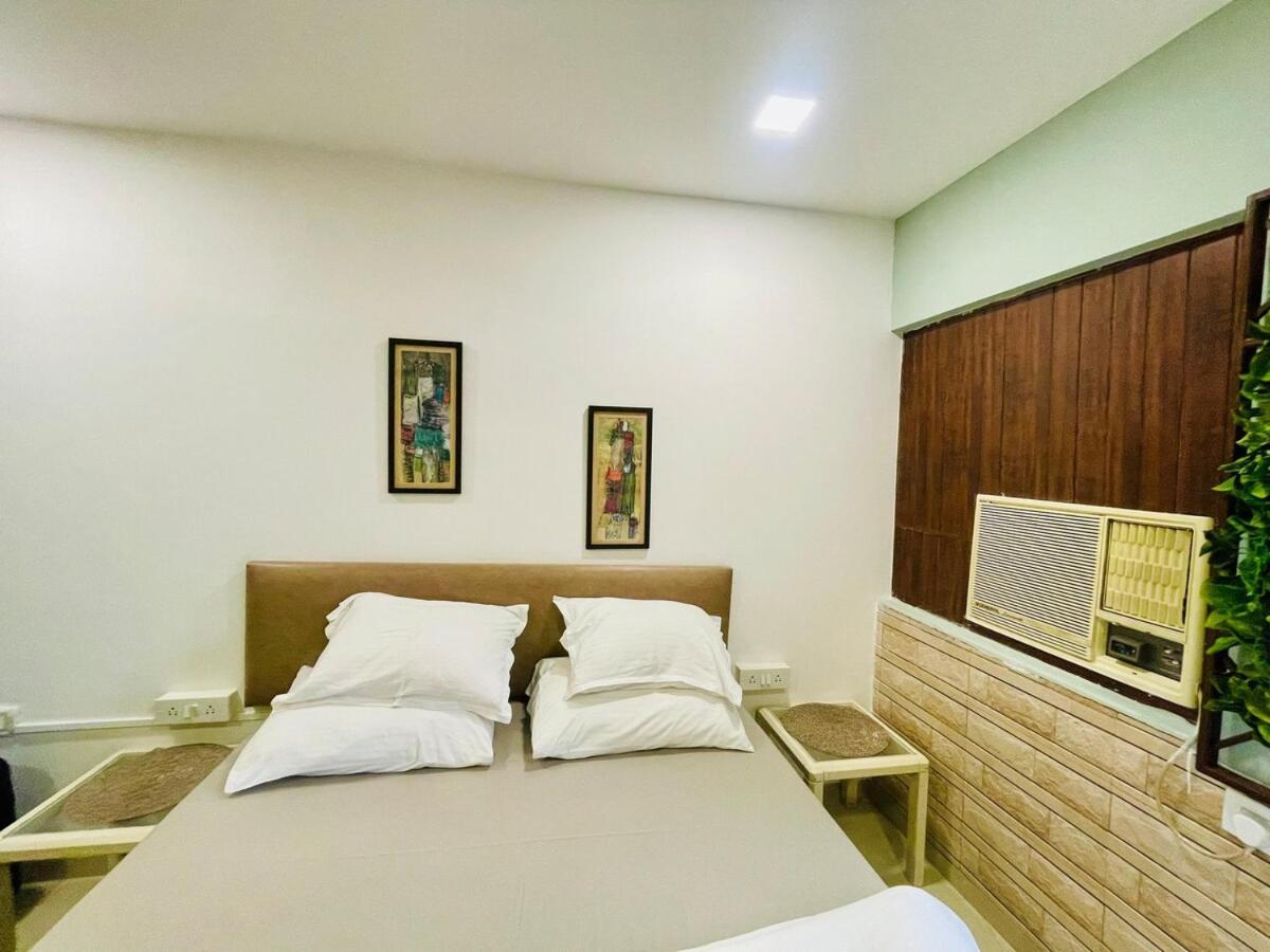 Apartment Bandra View 2bhk At Hill Road