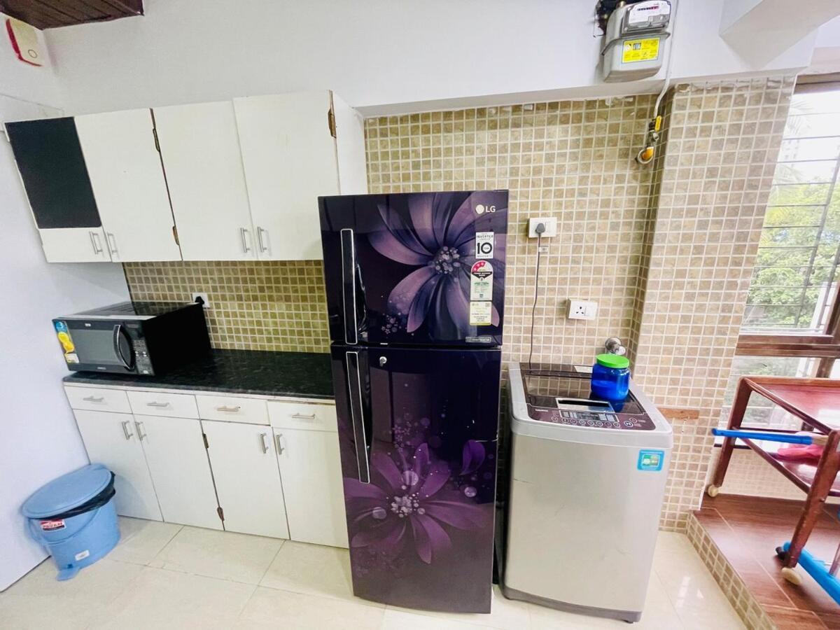 Apartment Bandra View 2bhk At Hill Road *
