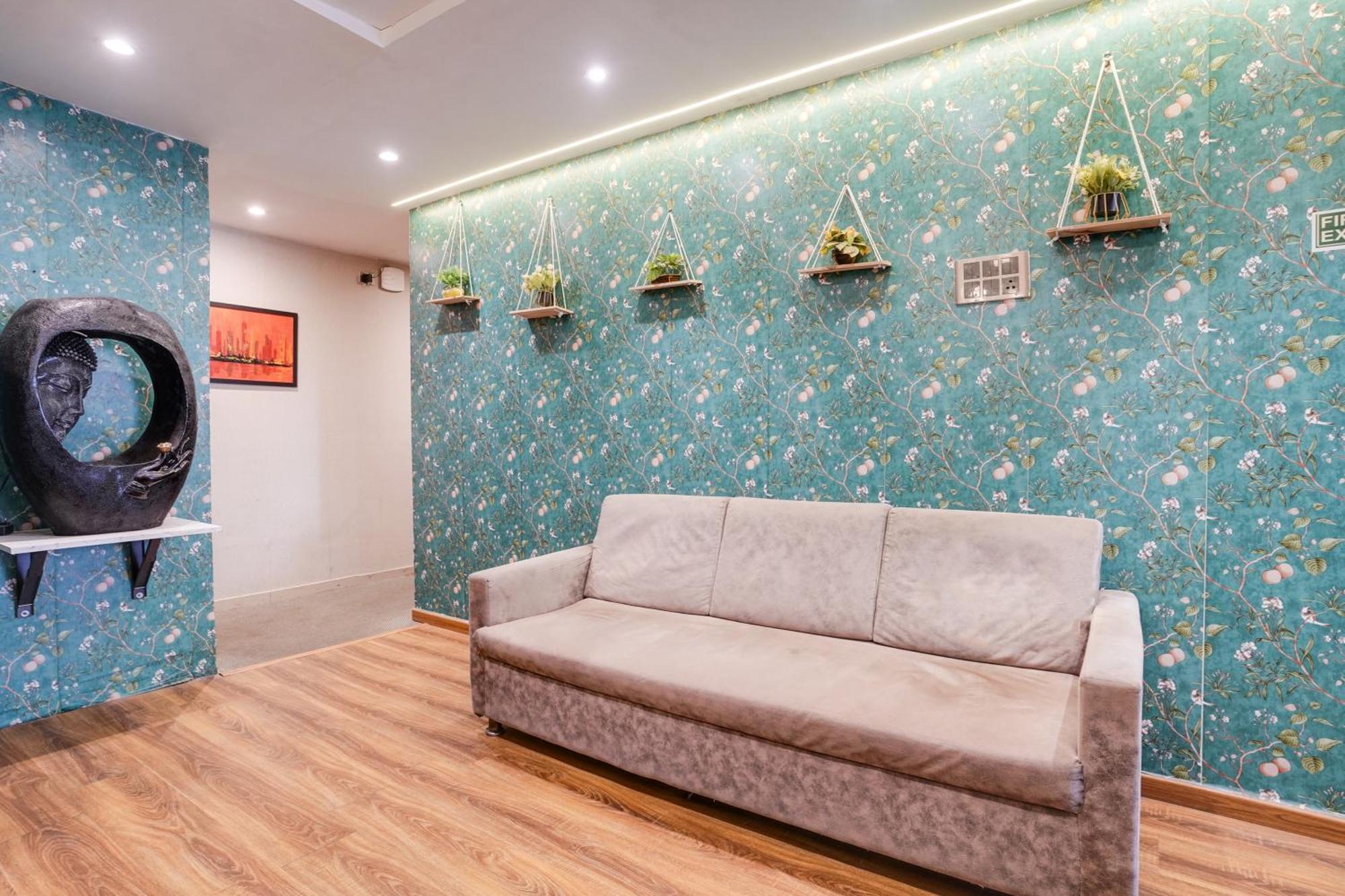 Super Collection O Andheri Near Western Express Highway Bombaim