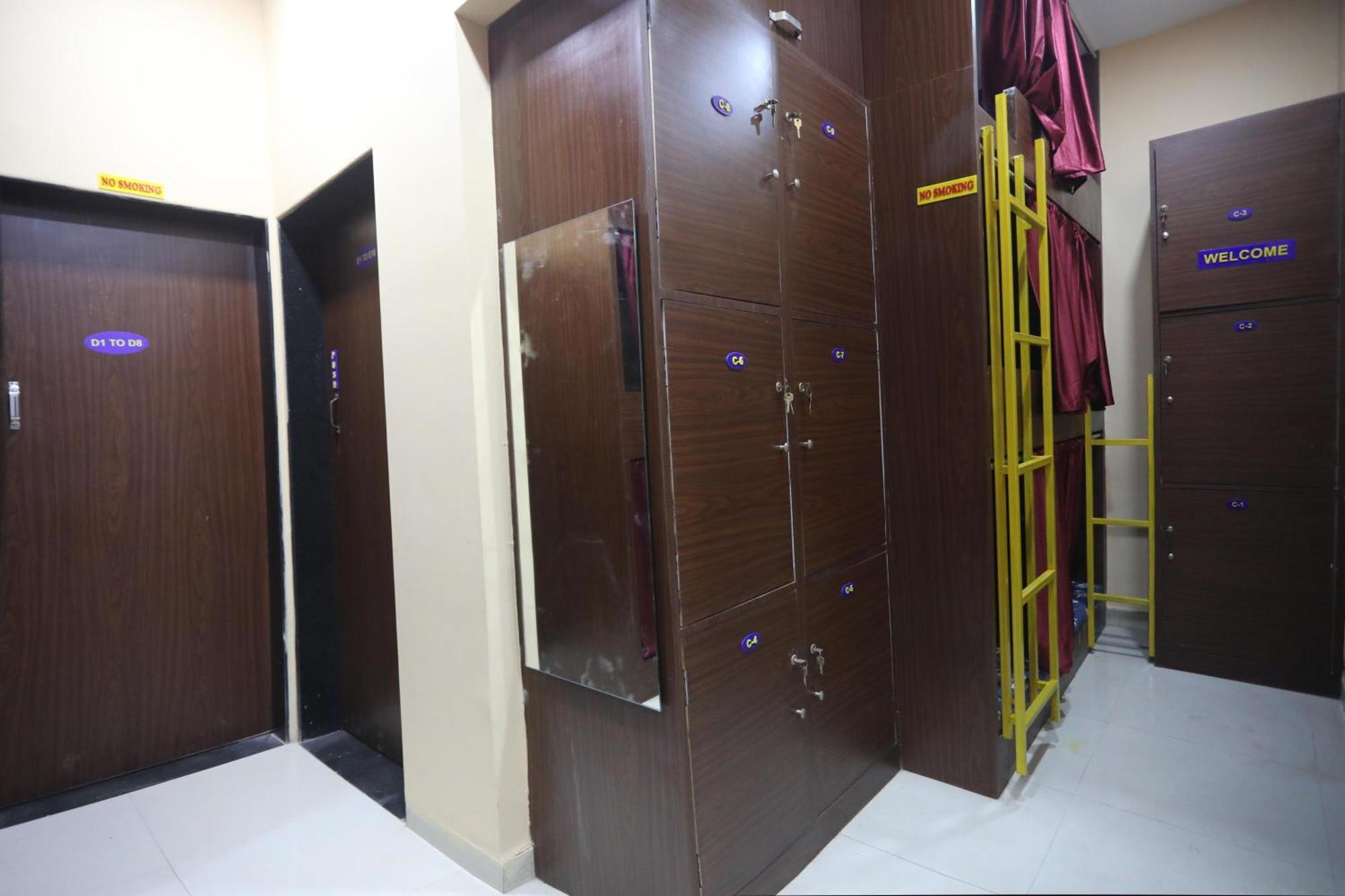 Neon Nest Suits Asalpha Metro Mumbai