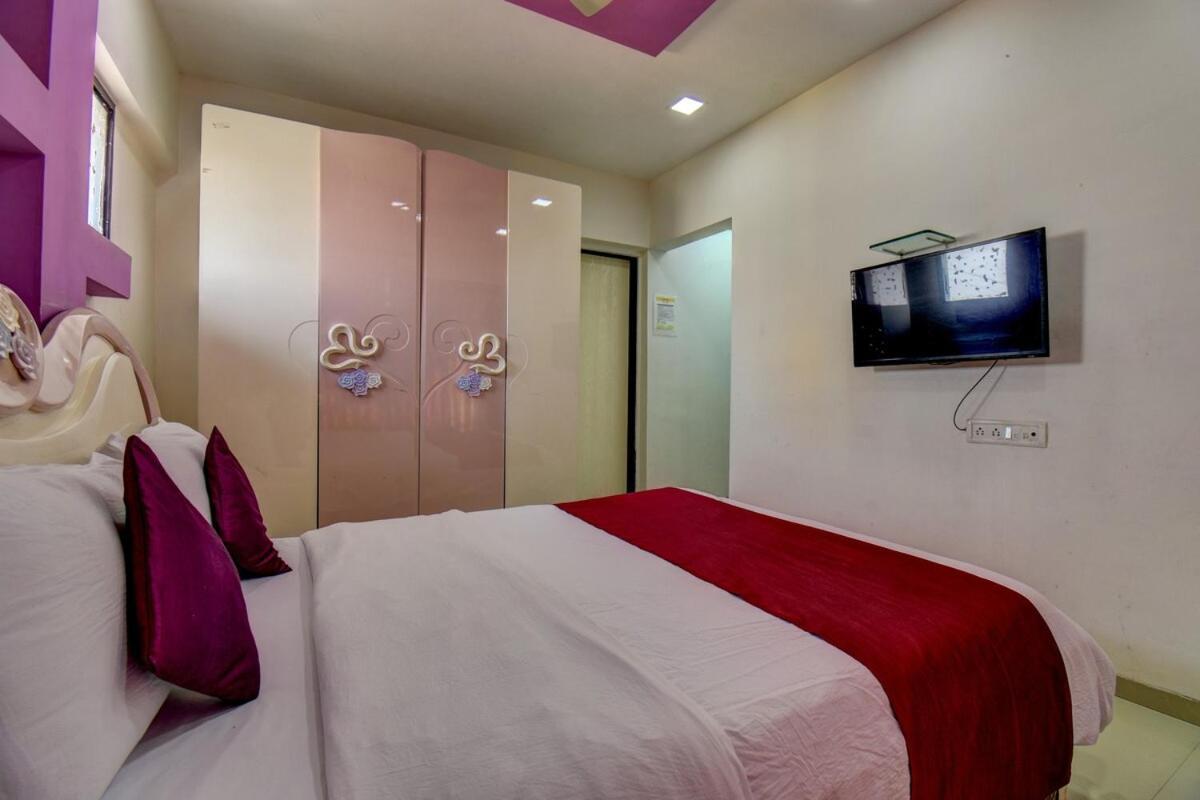 Apartment Modern 2bhk Pluto In Powai *