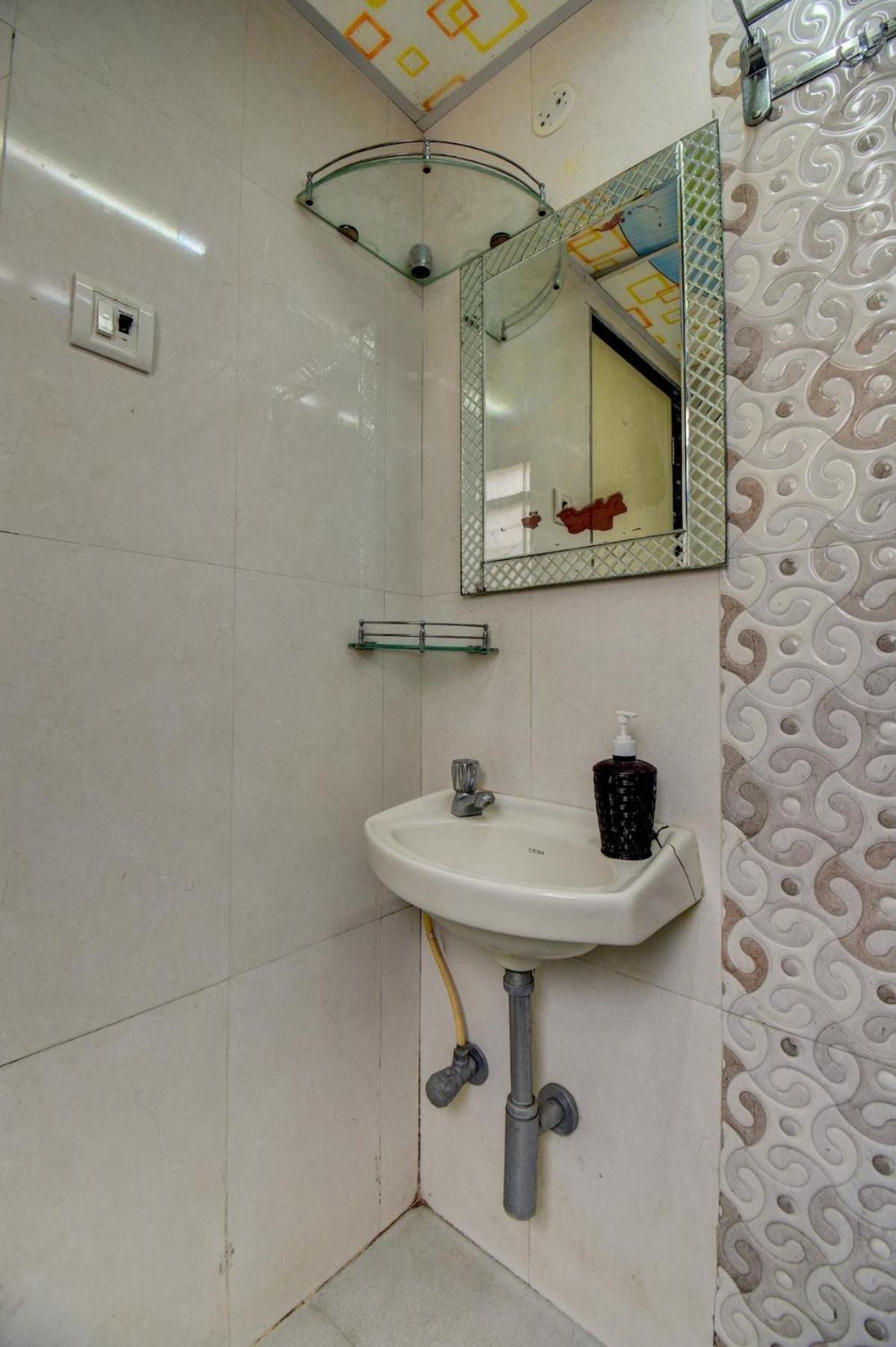 Modern 2bhk Pluto In Powai *