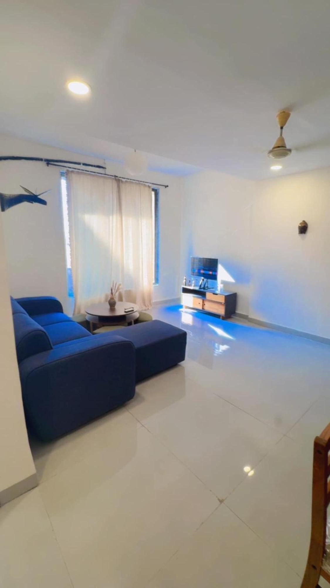 Pixiestays Smart Tv, Ac, Wifi 602, 1bhk Andheri Apartment Mumbai