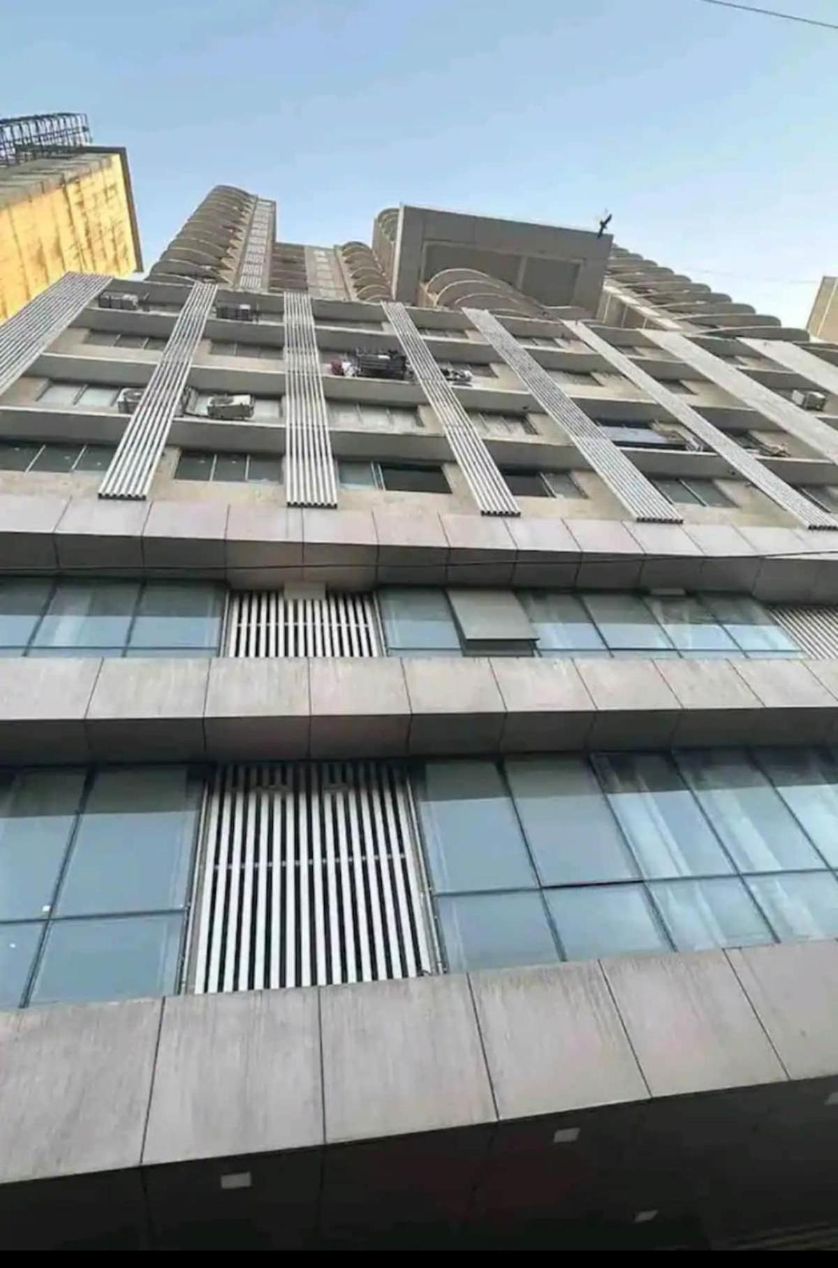 Pixiestays Smart Tv, Ac, Wifi 602, 1bhk Andheri Apartment *