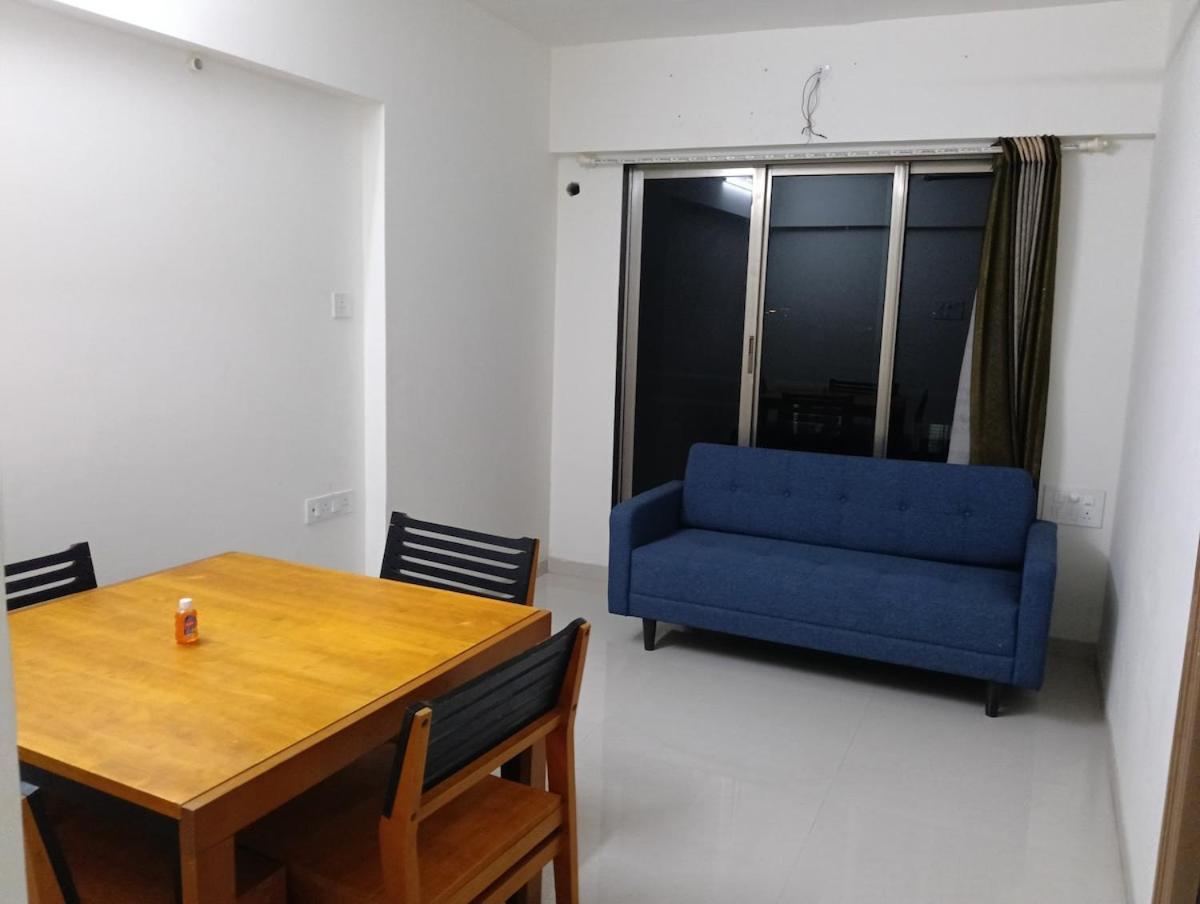 Pixiestays 1301 Midc Andheri East *