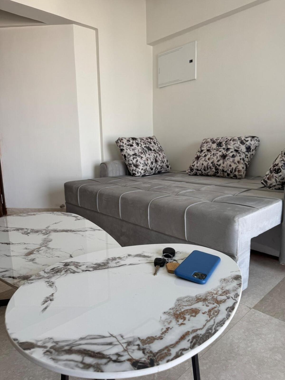 Pixiestays 2bhk Malad West
