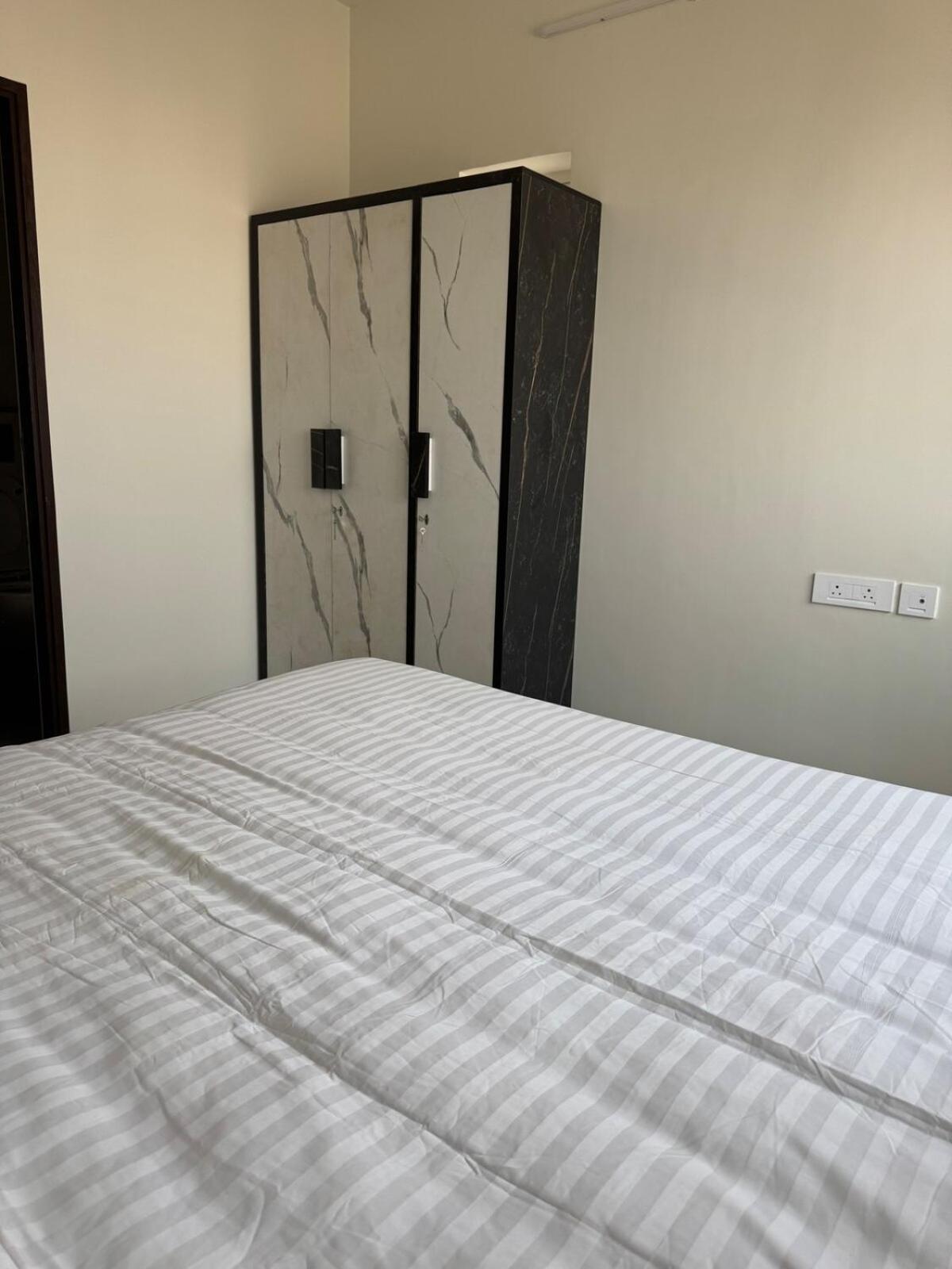 Pixiestays 2bhk Malad West *