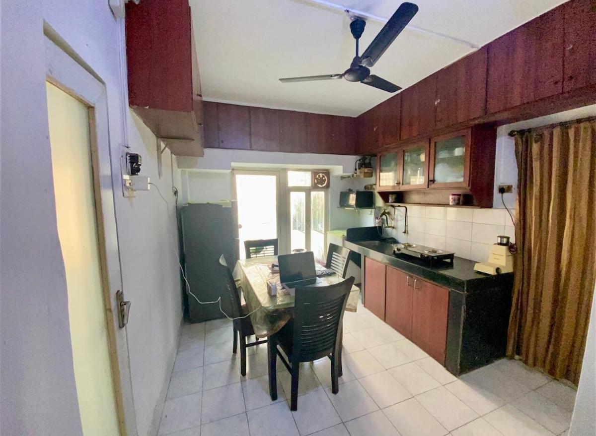 1bhk Available At New Link Road, Oshiwara Apartment Mumbai