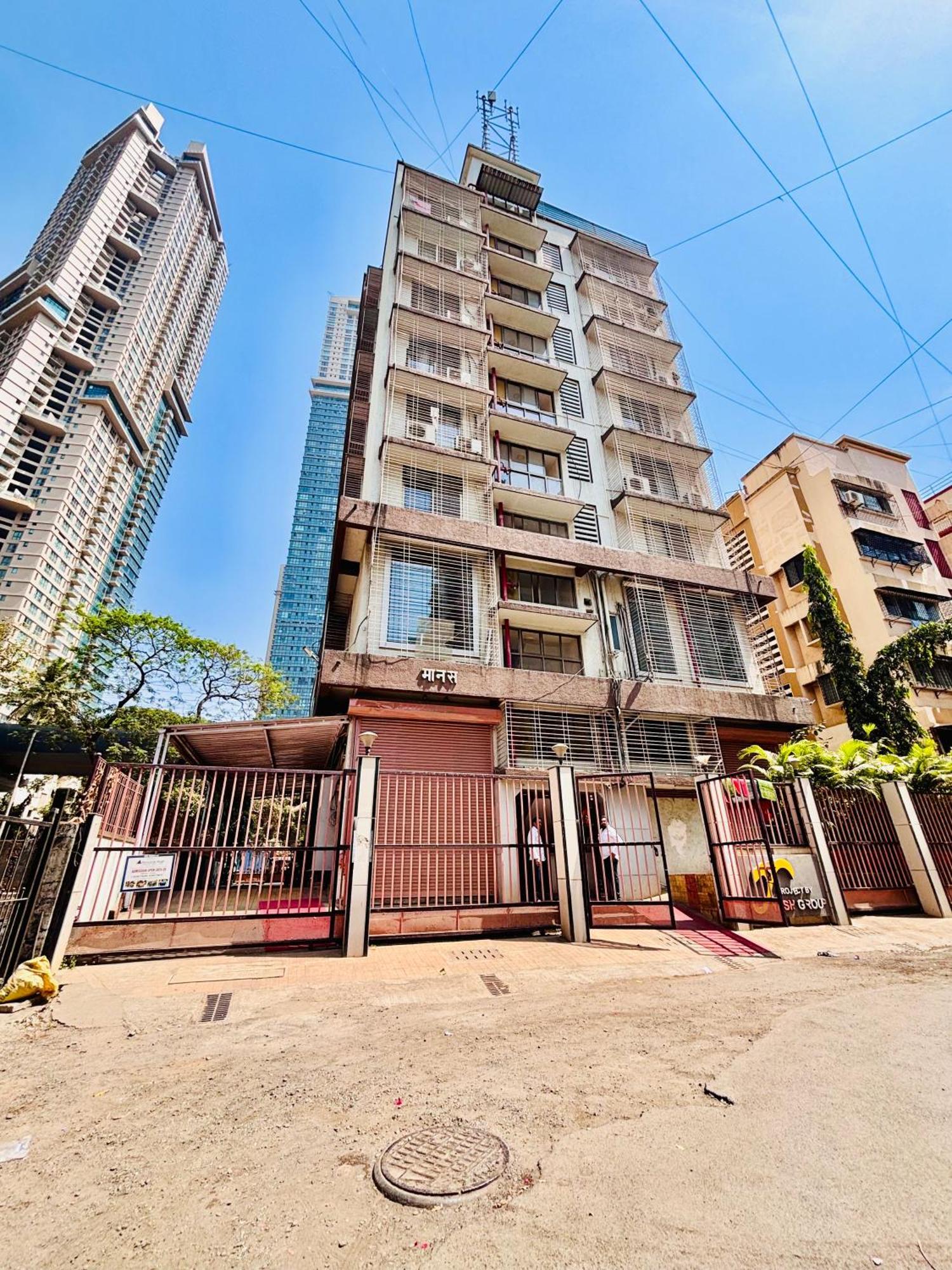 Hsquare Service Apartment Malad