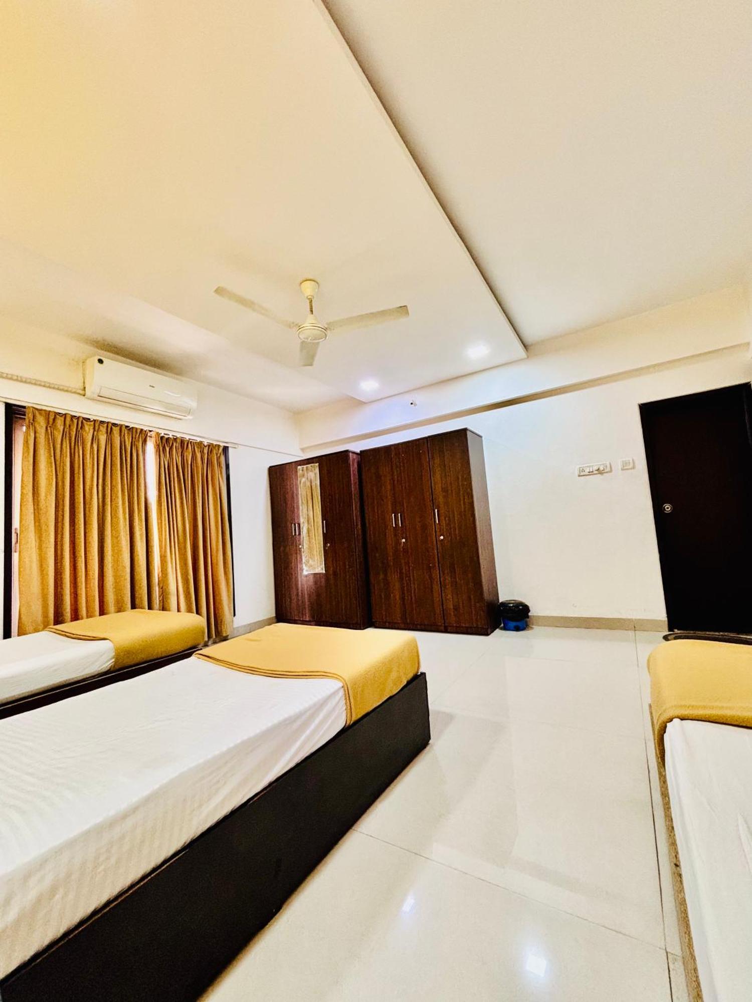 Hsquare Service Apartment Malad Bed & Breakfast