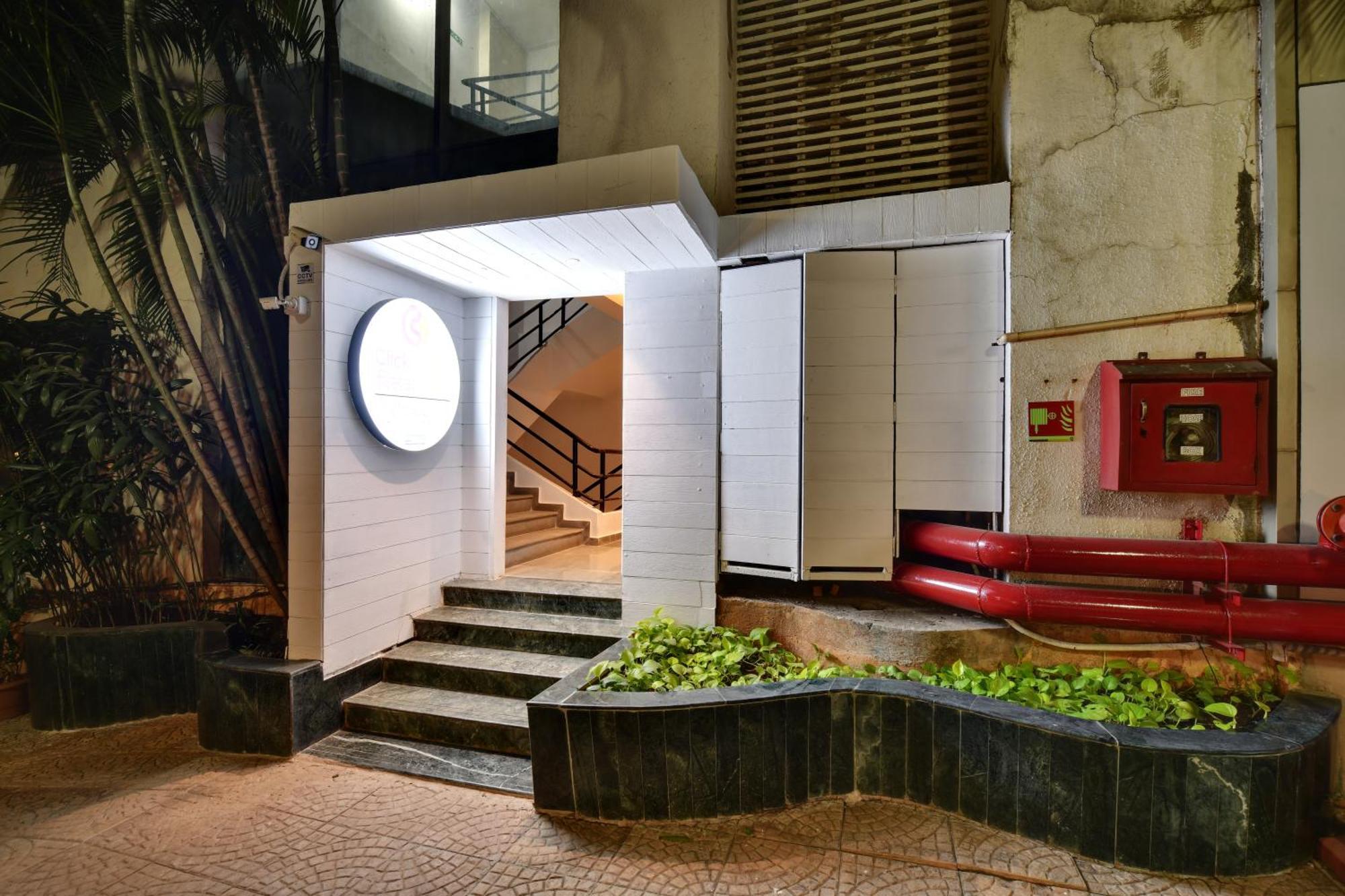 Click Andheri Midc Hotel