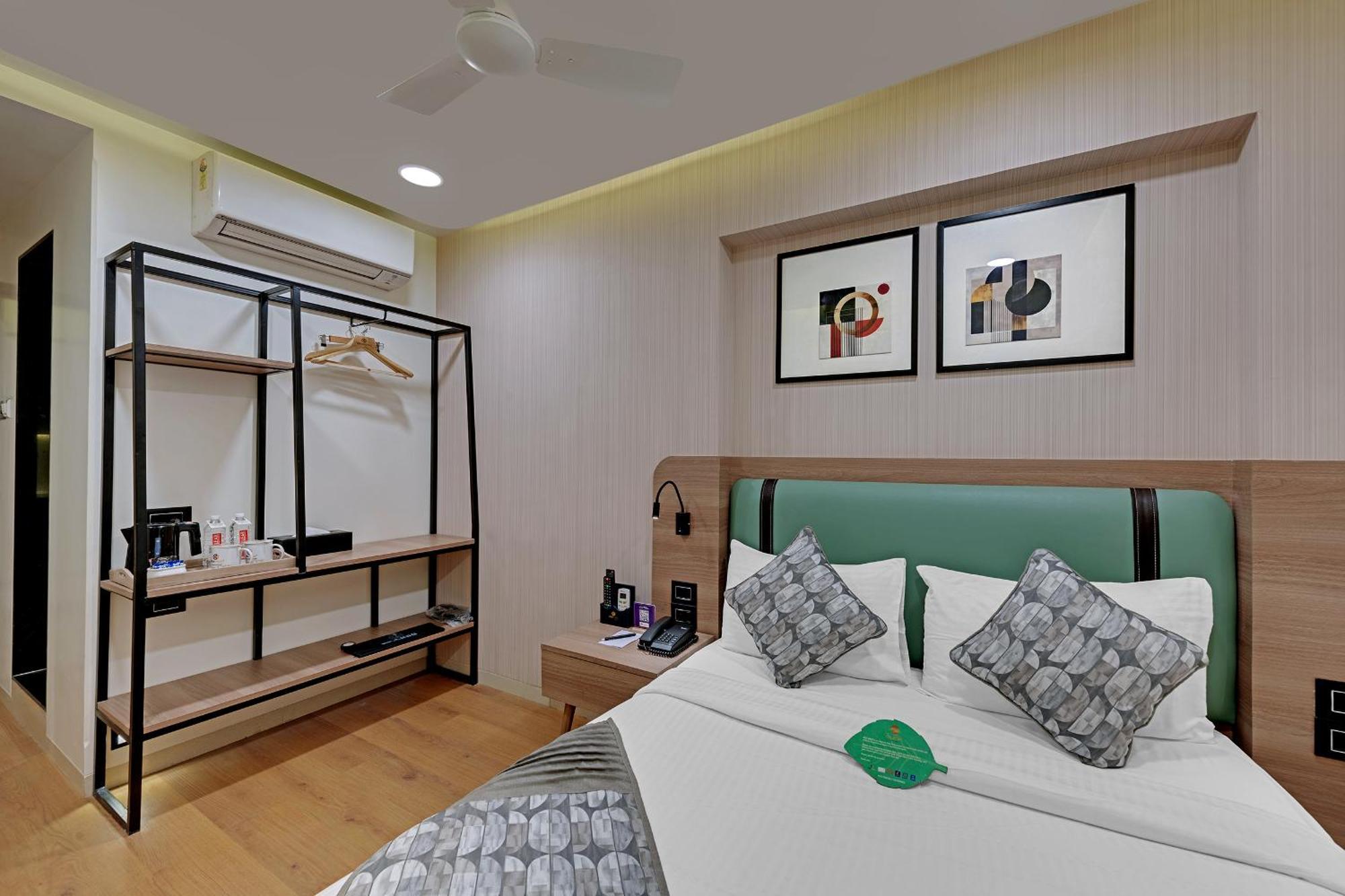 Hotel Click Andheri Midc 3*
