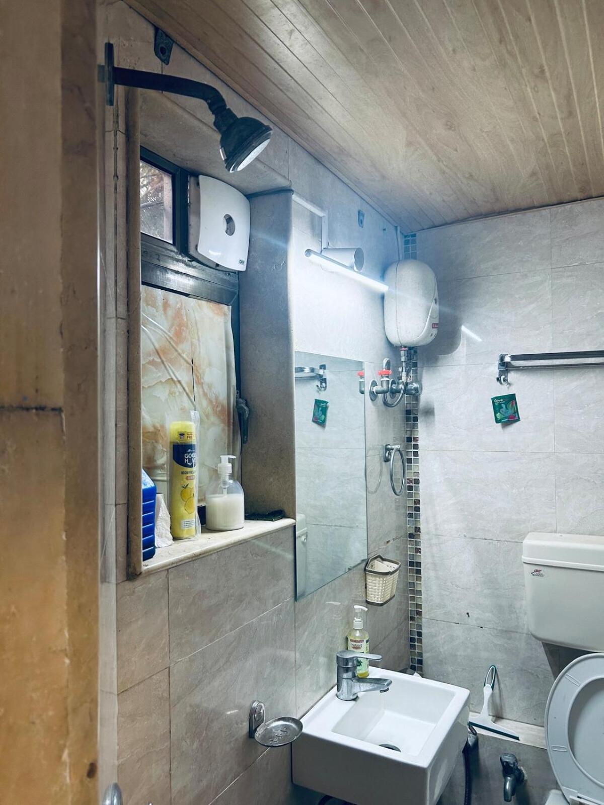 2bhk With Pvt Decks Near Sea Apartment