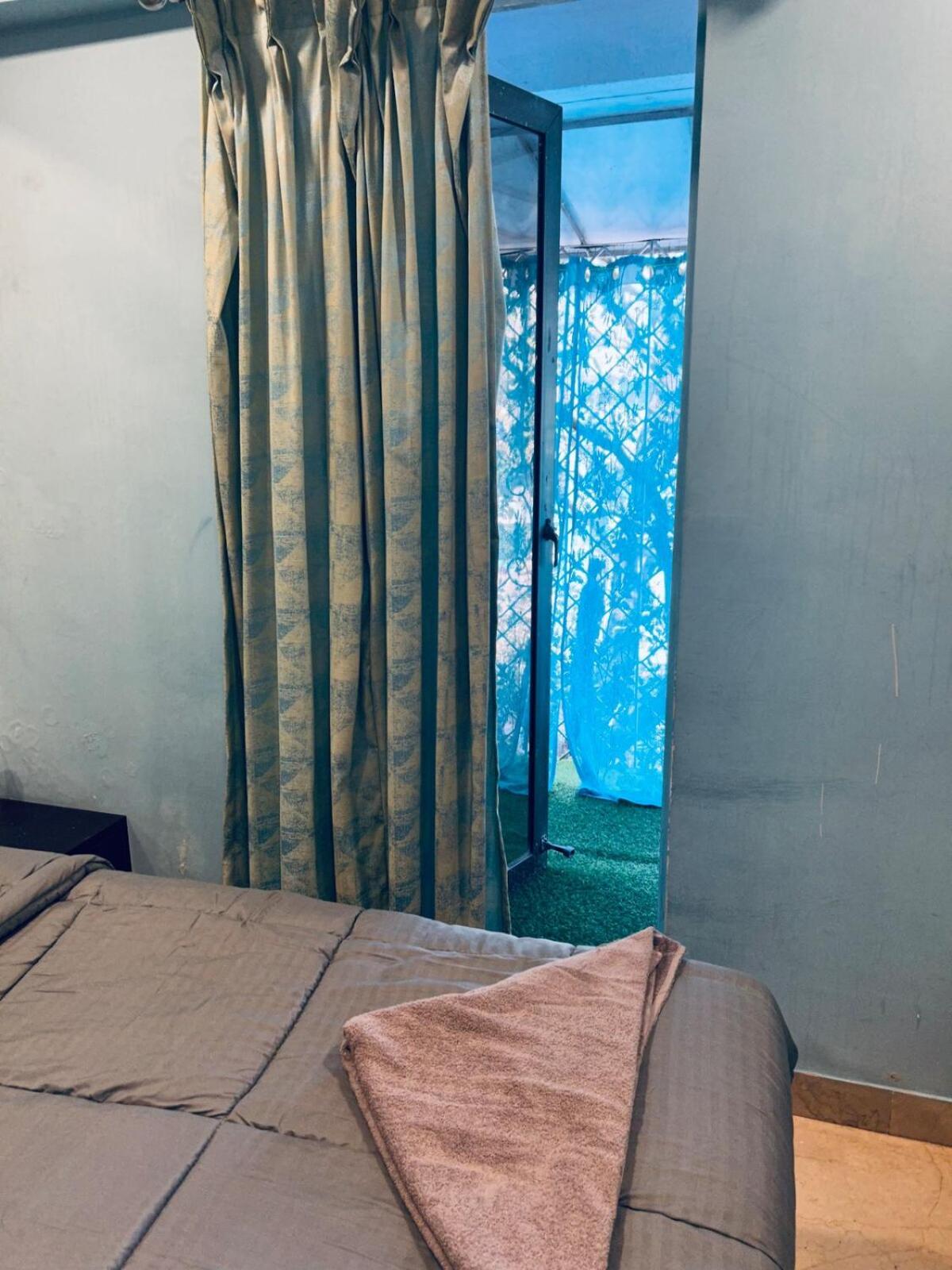 Apartment 2bhk With Pvt Decks Near Sea