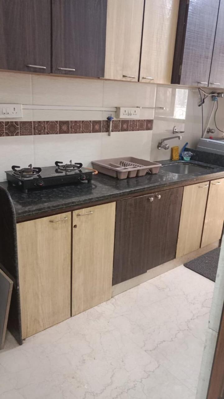 Apartment 2bhk With Pvt Decks Near Sea *
