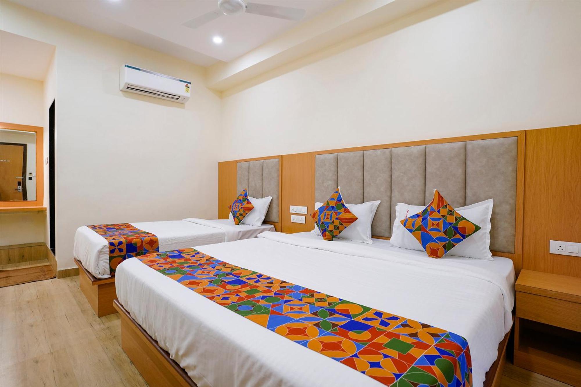 Fabhotel 7 Square - Nr Bkc Mumbai