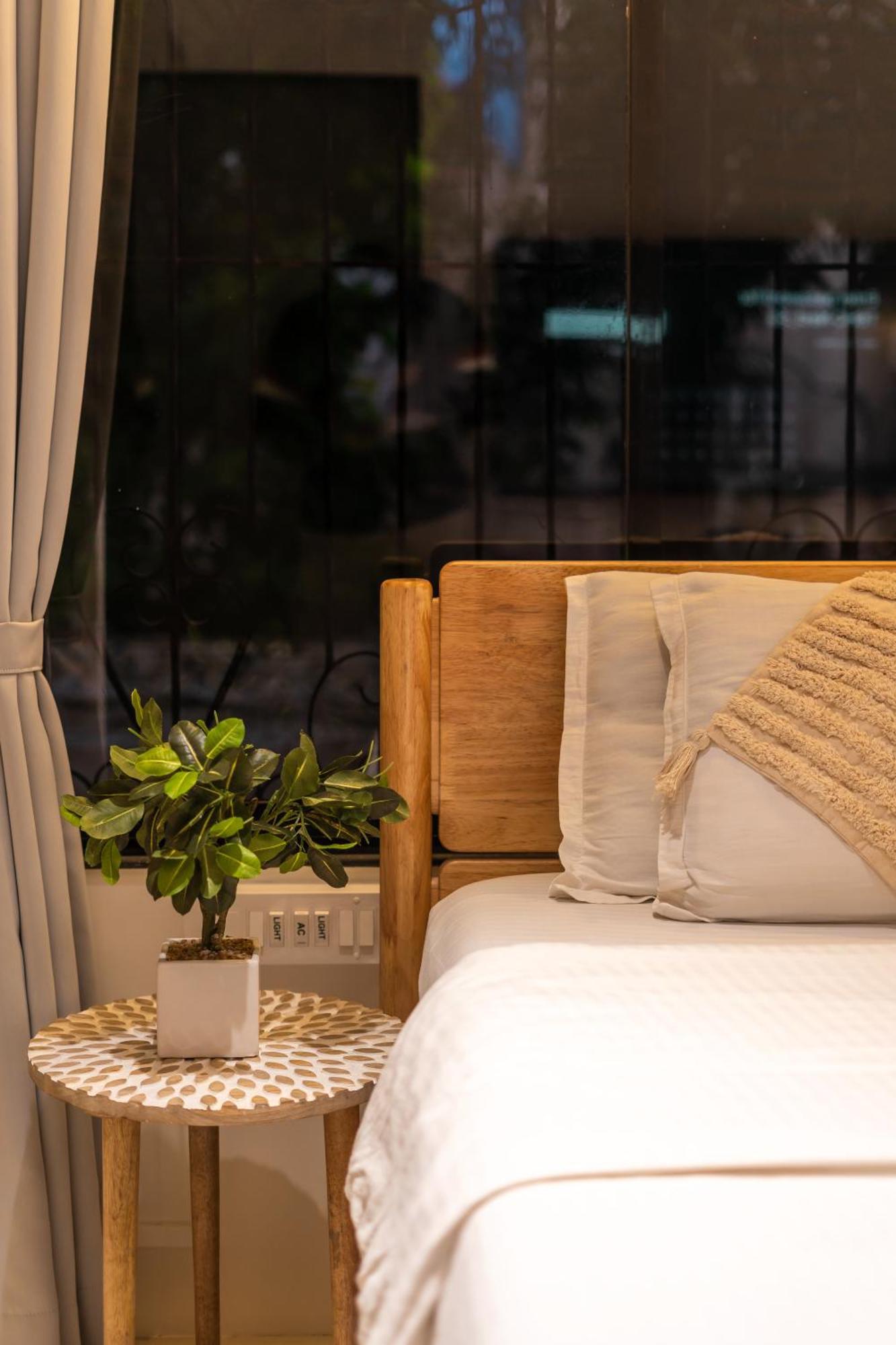 Nest 1bhk Bandra W By The Company