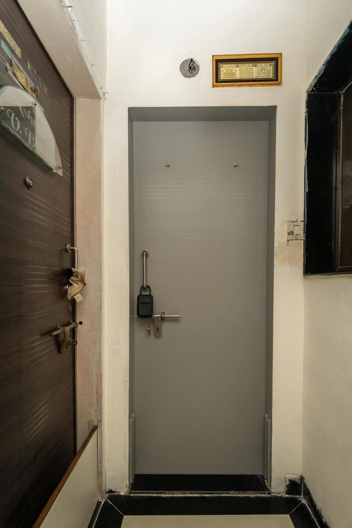 Nest 1bhk Bandra W By The Company Apartment