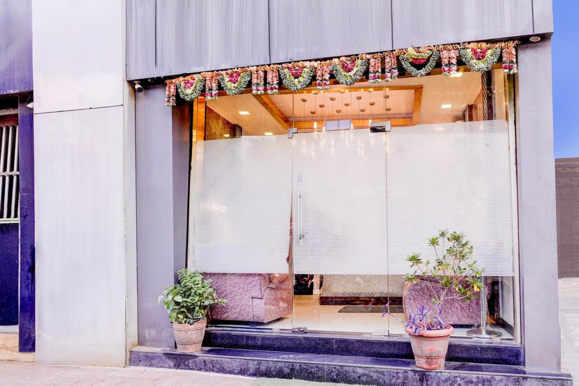 Super Collection O Asalpha Near International Airport 3* Mumbai