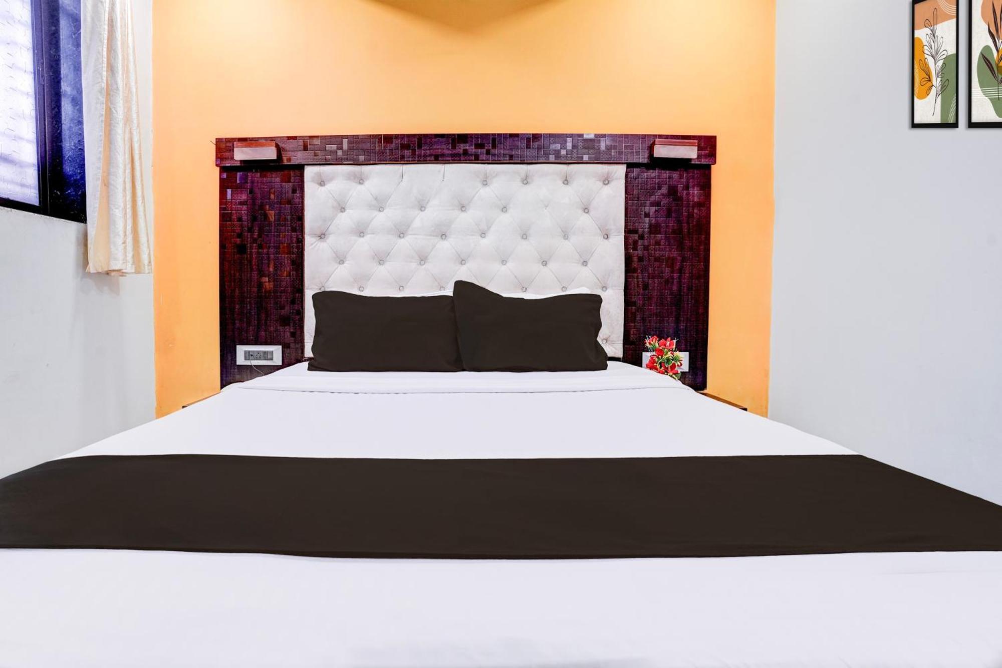 Super Collection O Asalpha Near International Airport Mumbai