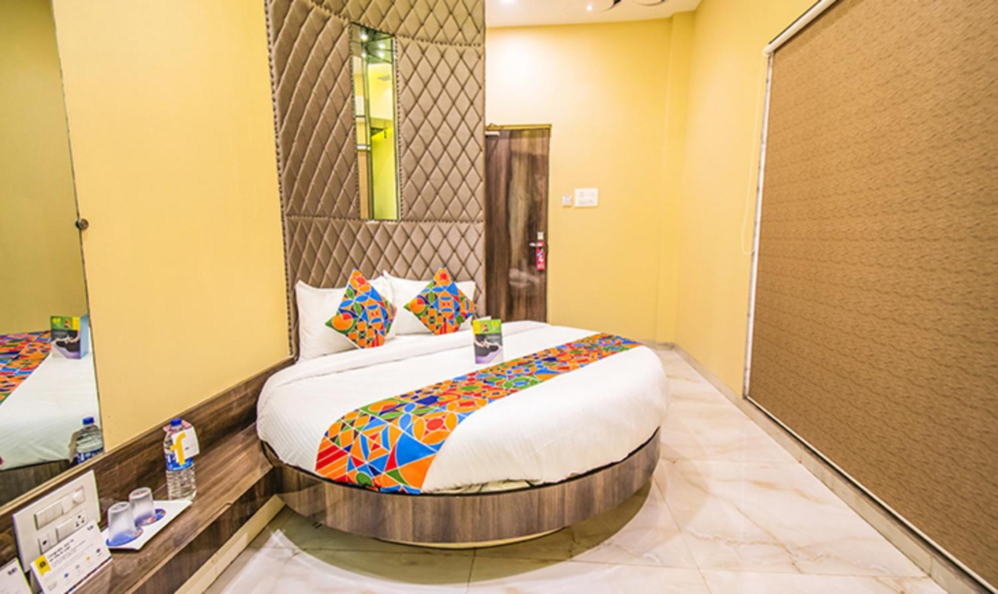 Fabhotel Seven Hills - Nr International Airport 3* Bombaim