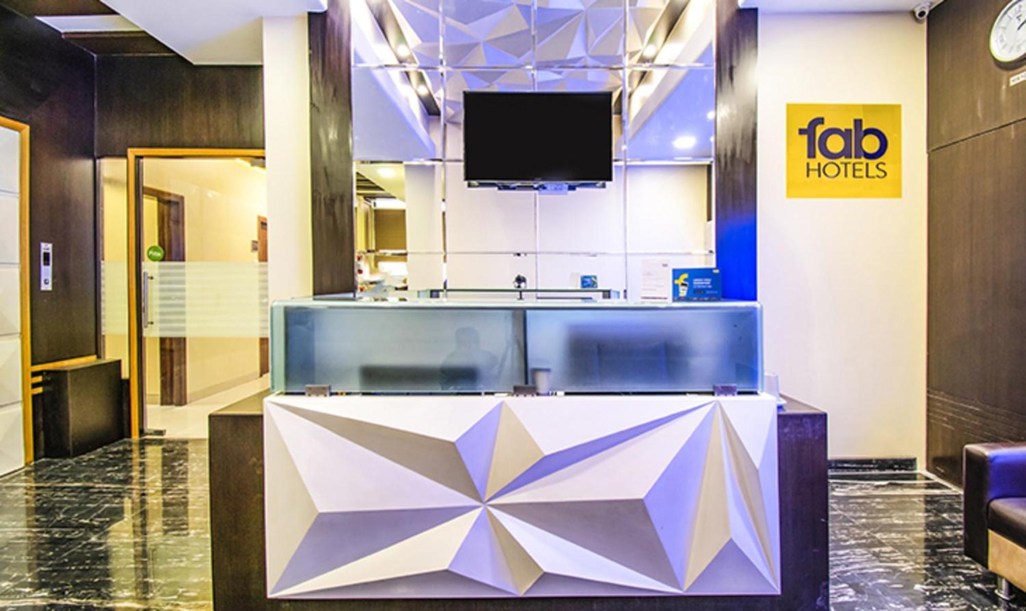 Hotel Fabhotel Seven Hills - Nr International Airport Bombaim
